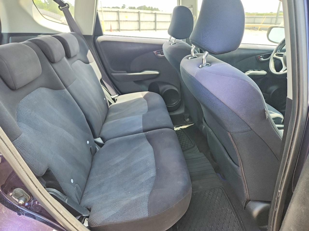 2010 Honda Fit Sport Purple vin: JHMGE8H47AC016457
