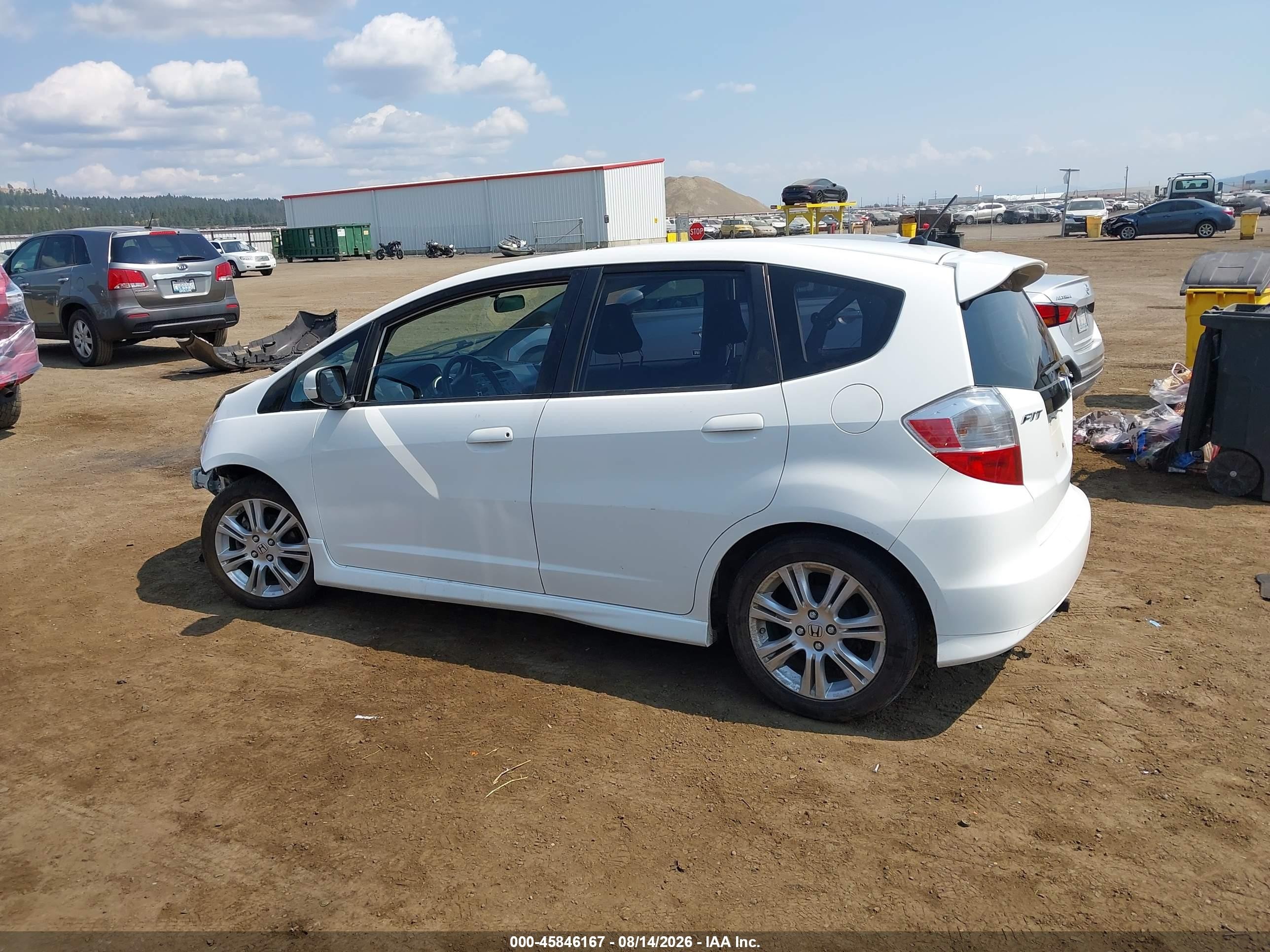 2010 Honda Fit Sport White vin: JHMGE8H47AS014312