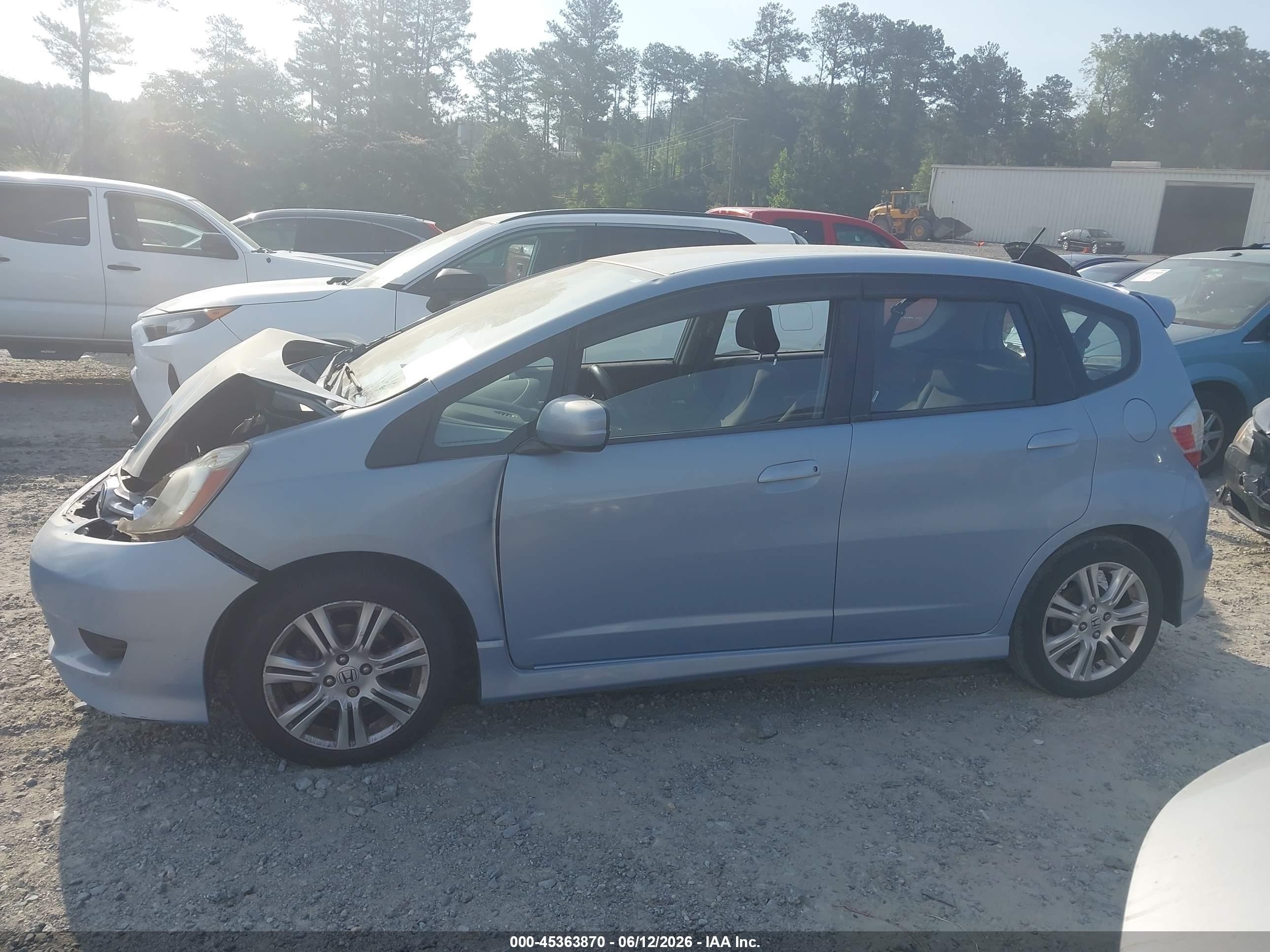 2010 Honda Fit Sport Blue vin: JHMGE8H48AC000672