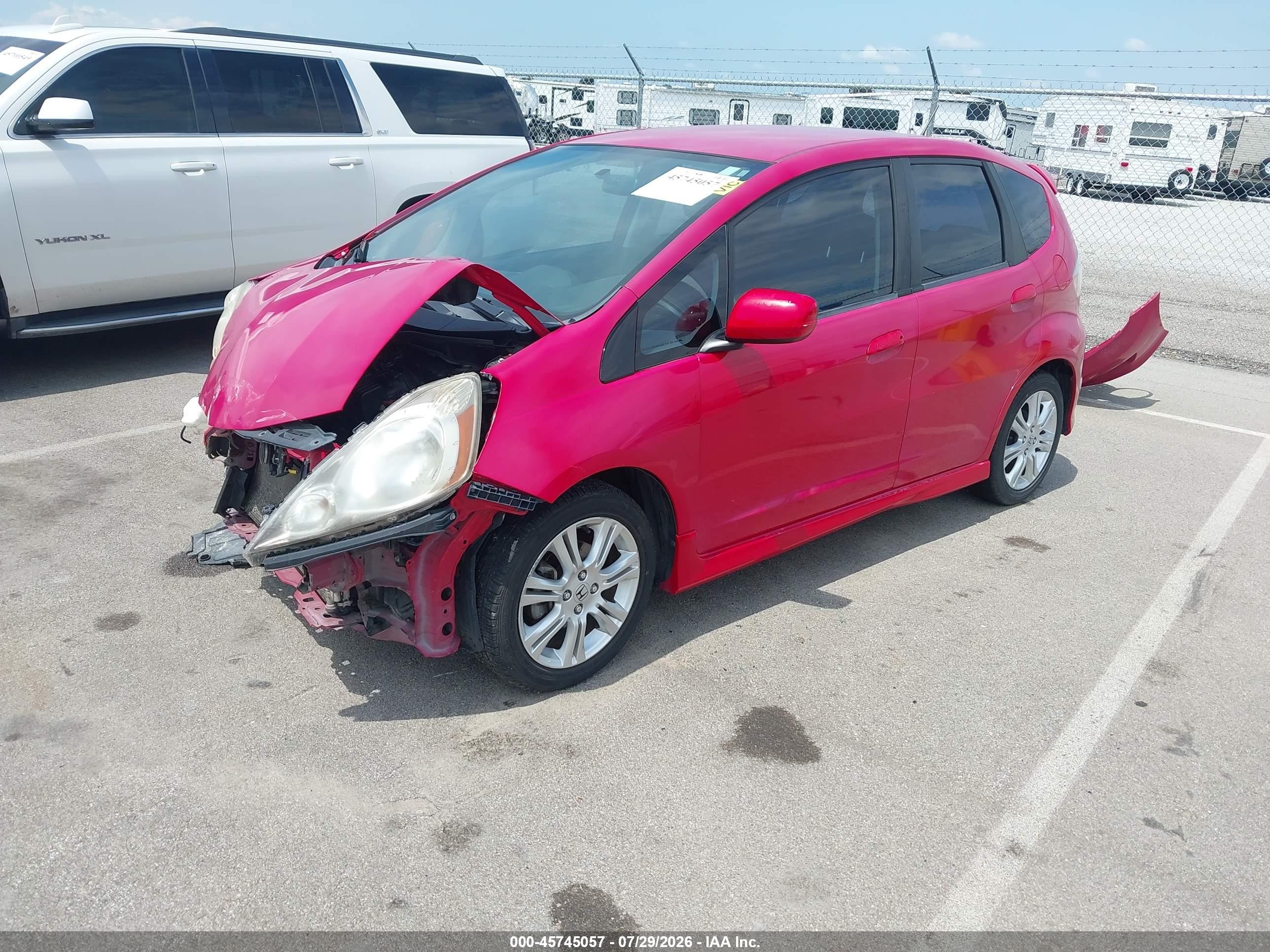 2010 Honda Fit Sport Red vin: JHMGE8H48AC003622