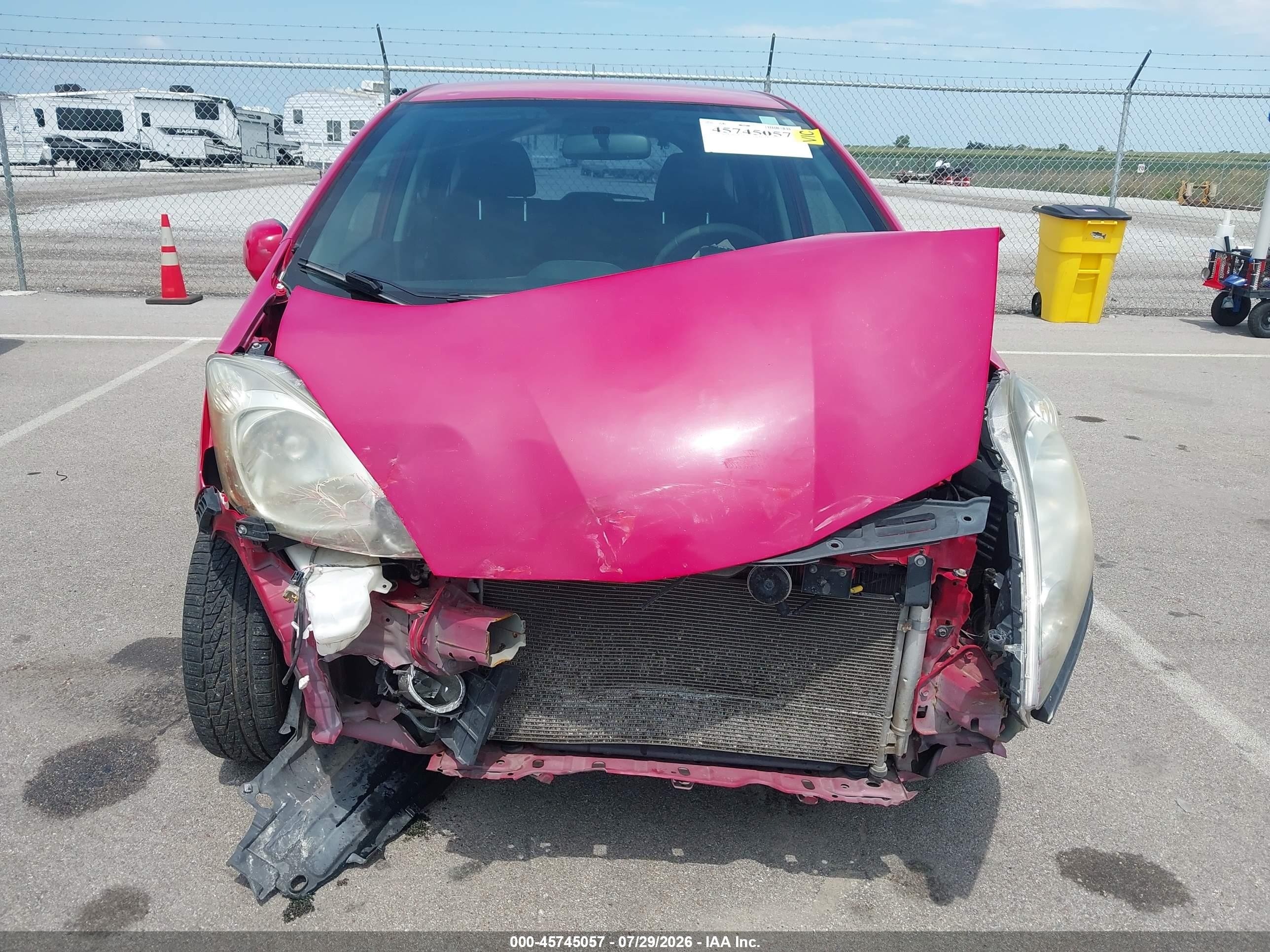 2010 Honda Fit Sport Red vin: JHMGE8H48AC003622