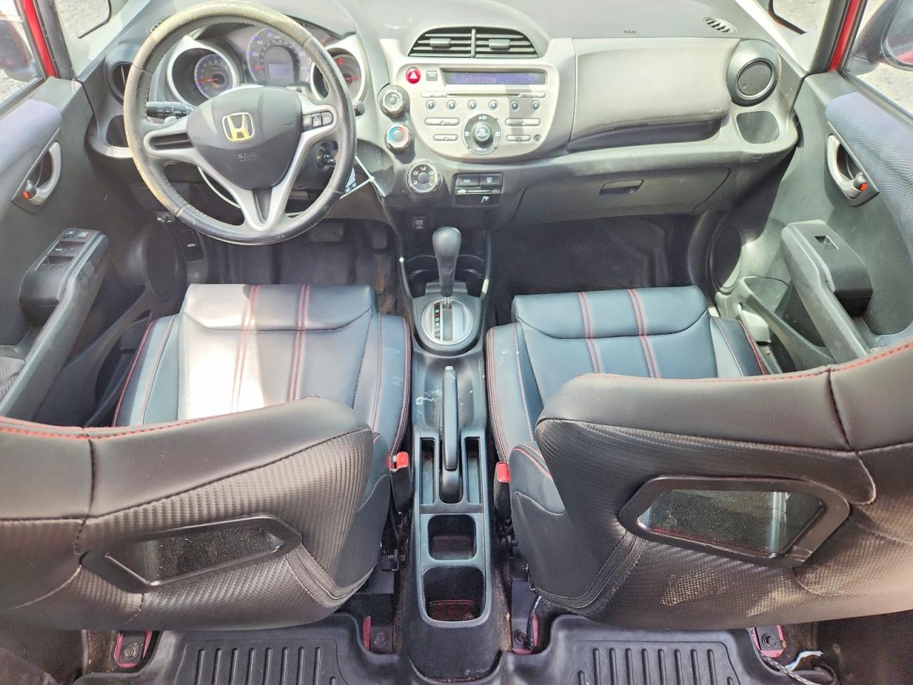 2010 Honda Fit Sport Red vin: JHMGE8H48AC015737
