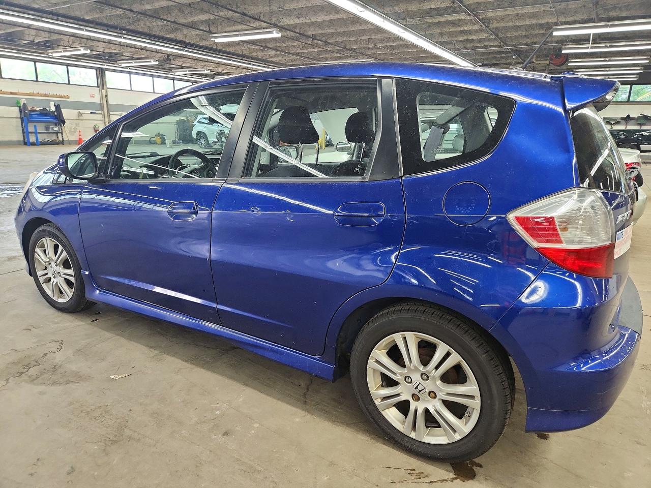 2010 Honda Fit Sport Blue vin: JHMGE8H48AC025023