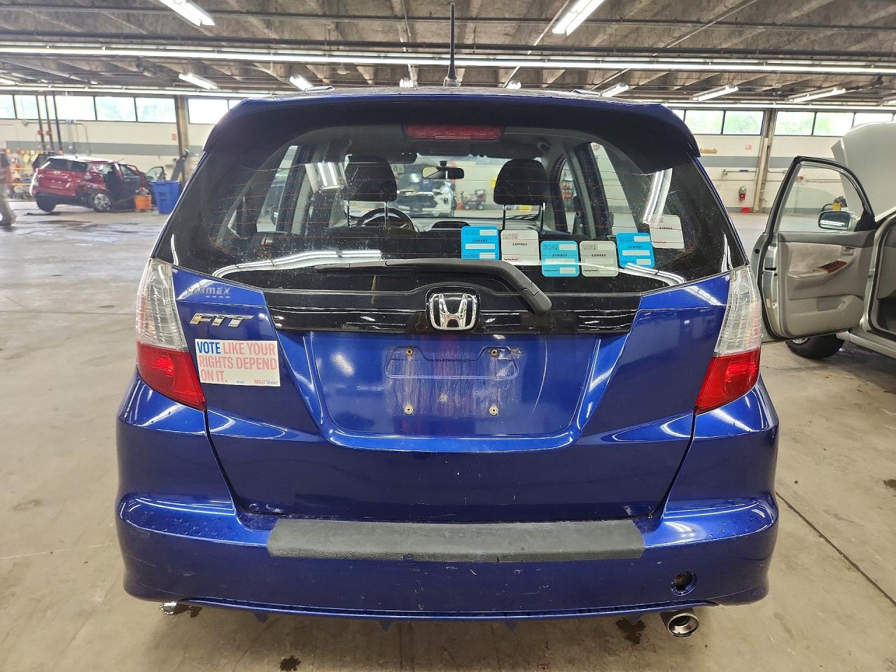 2010 Honda Fit Sport Blue vin: JHMGE8H48AC025023