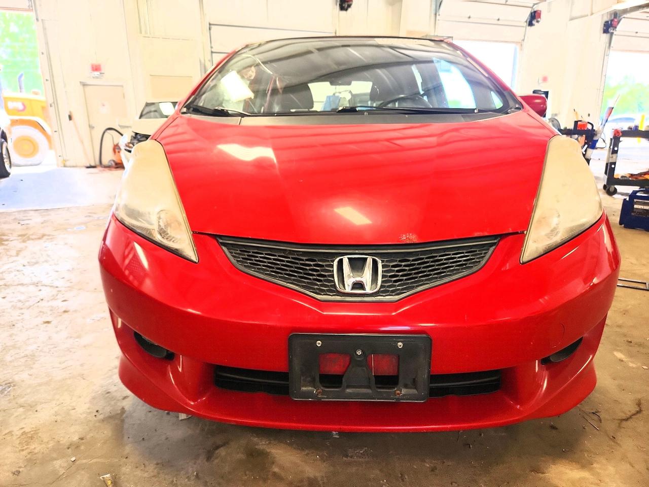 2010 Honda Fit Sport Красный vin: JHMGE8H48AC029427