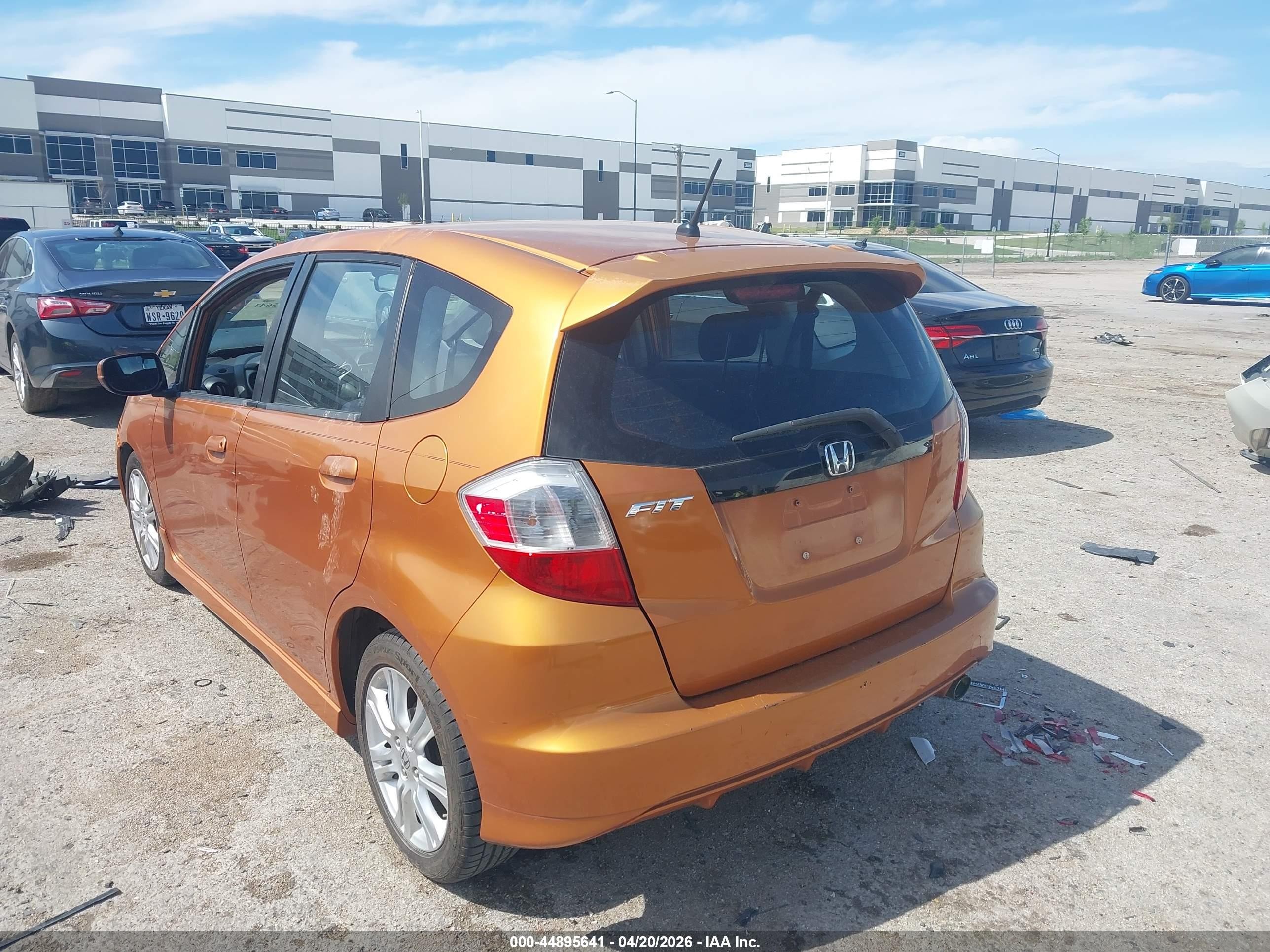 2010 Honda Fit Sport Orange vin: JHMGE8H48AS000936