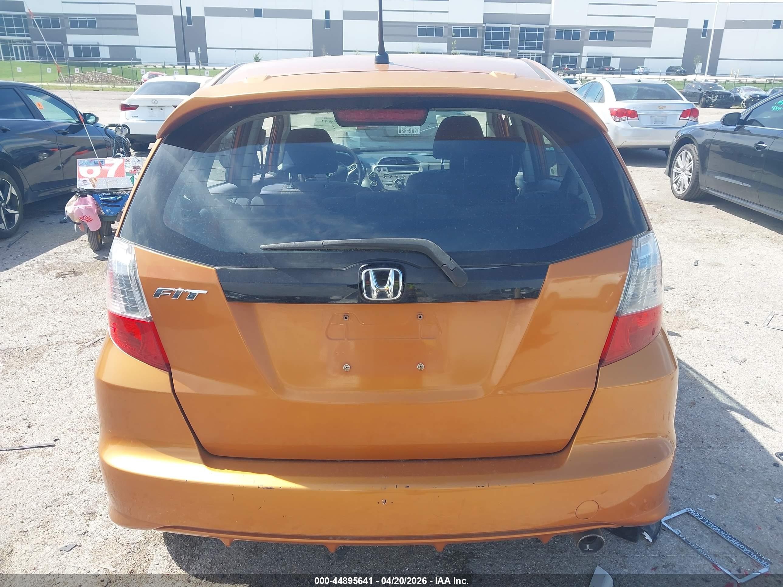 2010 Honda Fit Sport Orange vin: JHMGE8H48AS000936