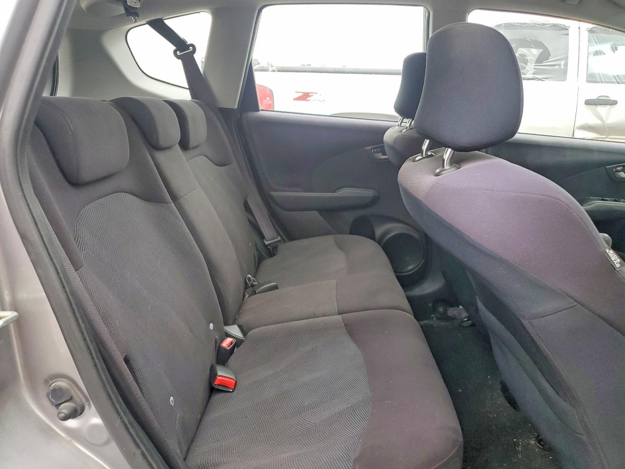 2010 Honda Fit Sport Silver vin: JHMGE8H48AS015386