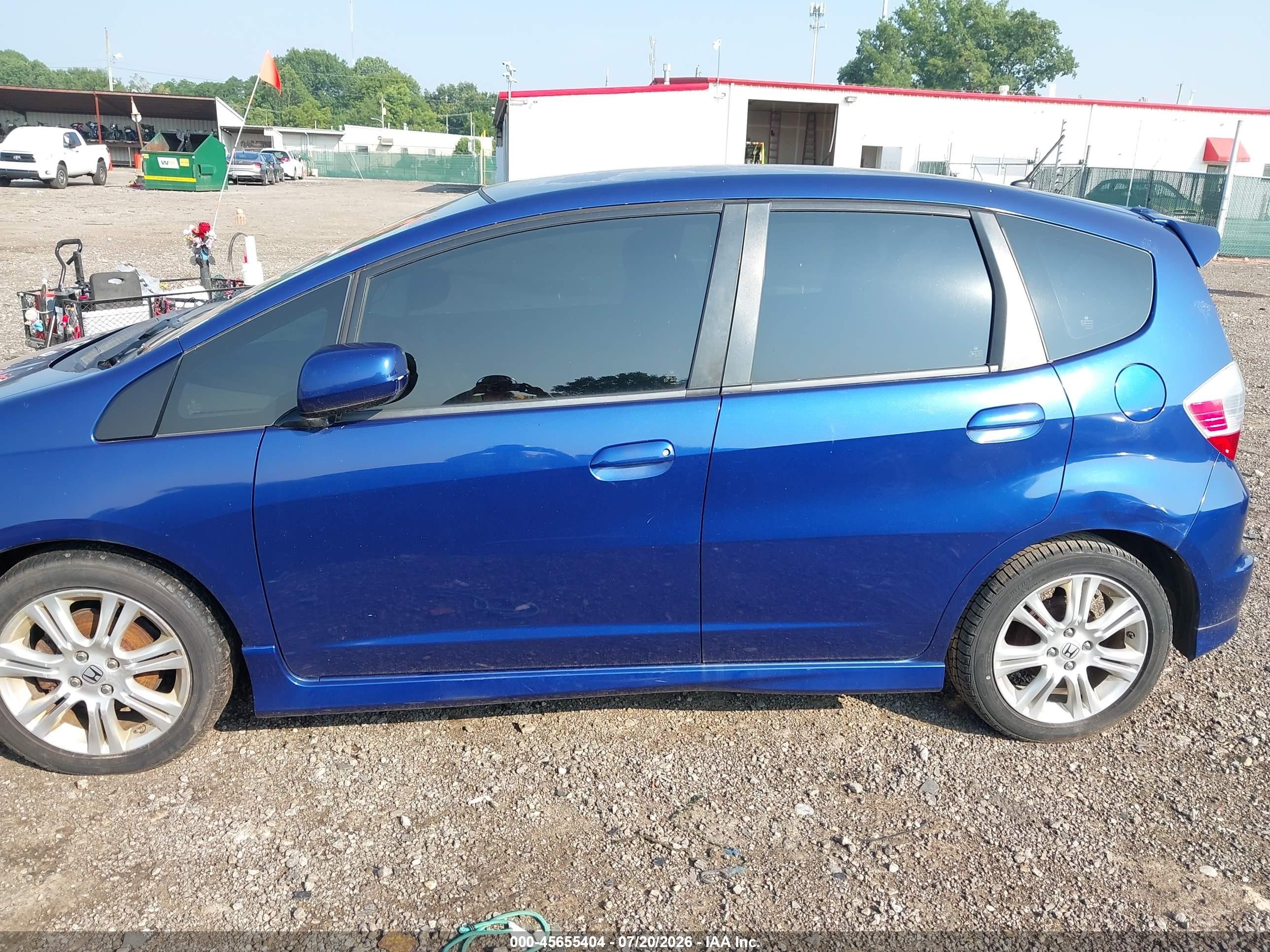2010 Honda Fit Sport Blue vin: JHMGE8H48AT024163