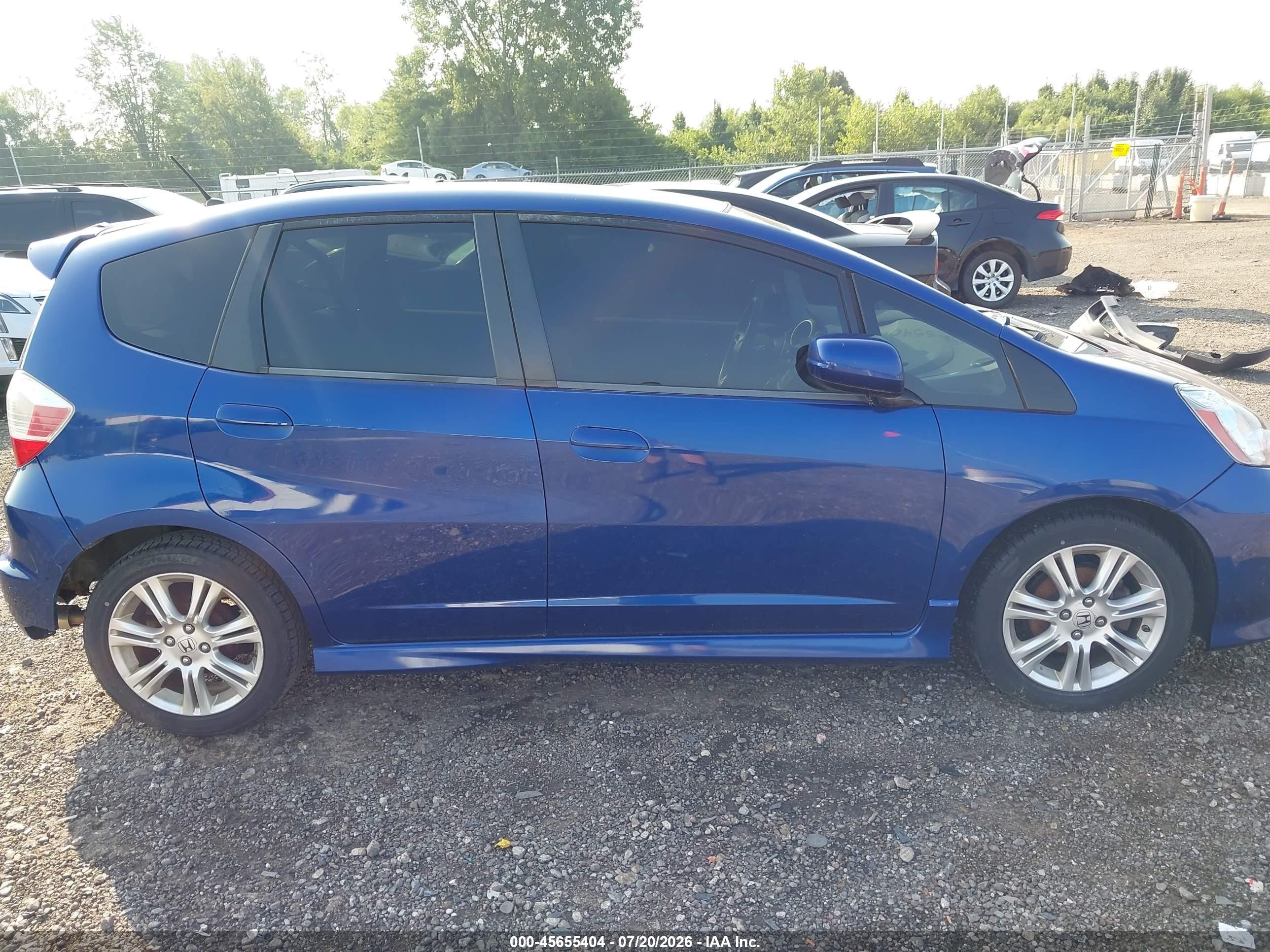 2010 Honda Fit Sport Blue vin: JHMGE8H48AT024163