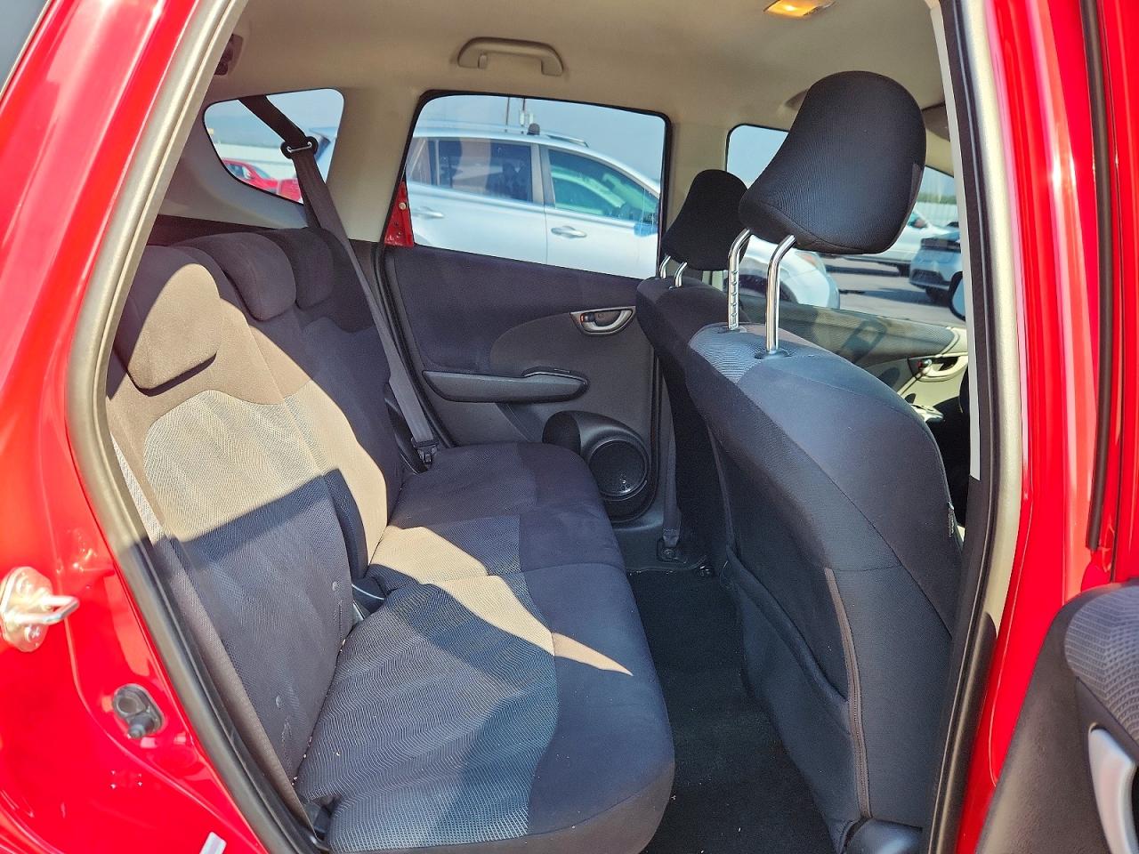 2010 Honda Fit Sport Red vin: JHMGE8H49AC003628
