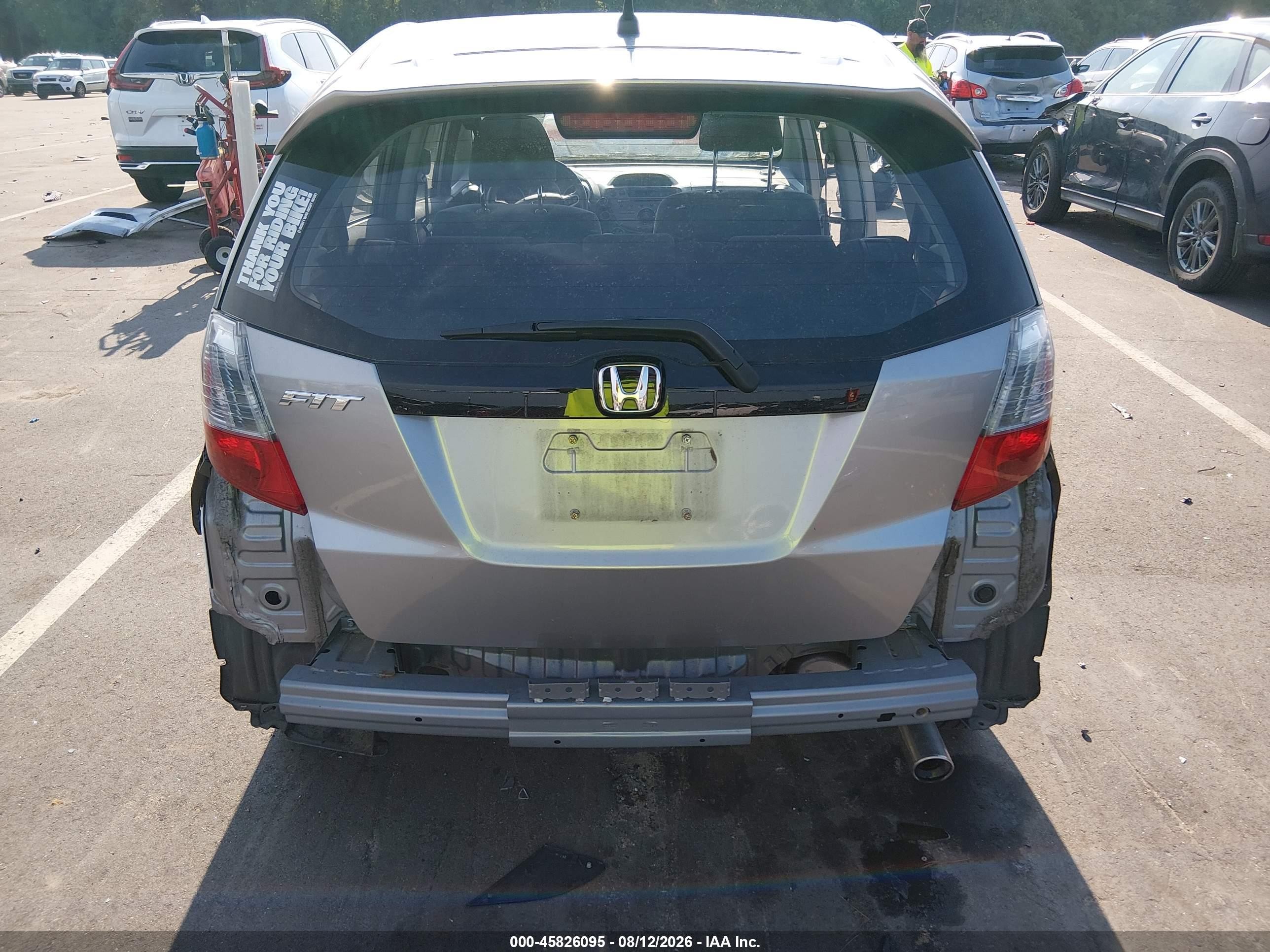 2010 Honda Fit Sport Серебряный vin: JHMGE8H49AC012880