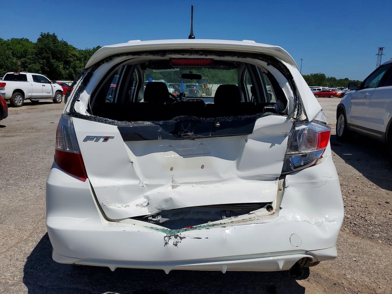 2010 Honda Fit Sport White vin: JHMGE8H49AC034135