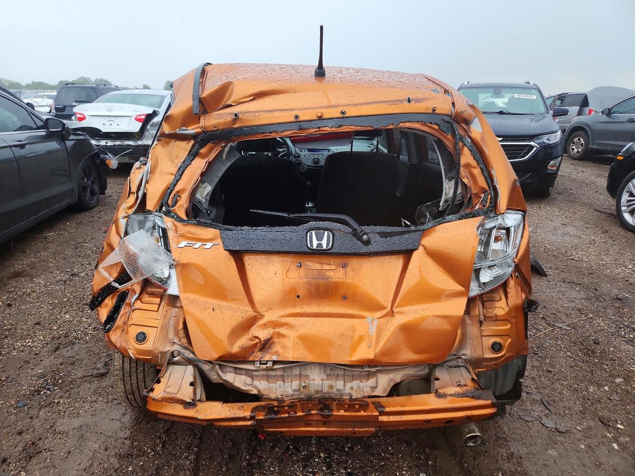2010 Honda Fit Sport Orange vin: JHMGE8H49AS006308