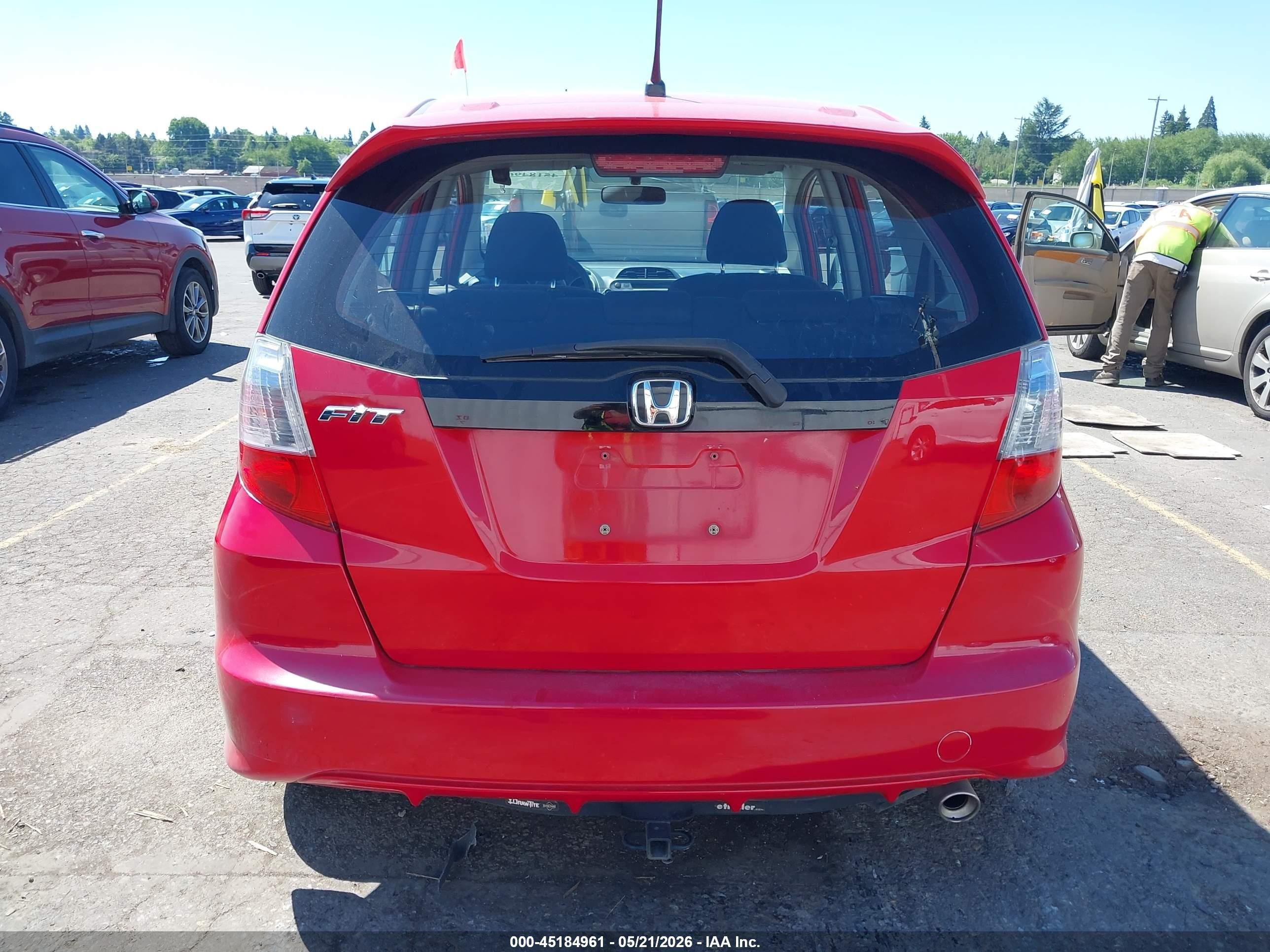 2010 Honda Fit Sport Red vin: JHMGE8H4XAC013584