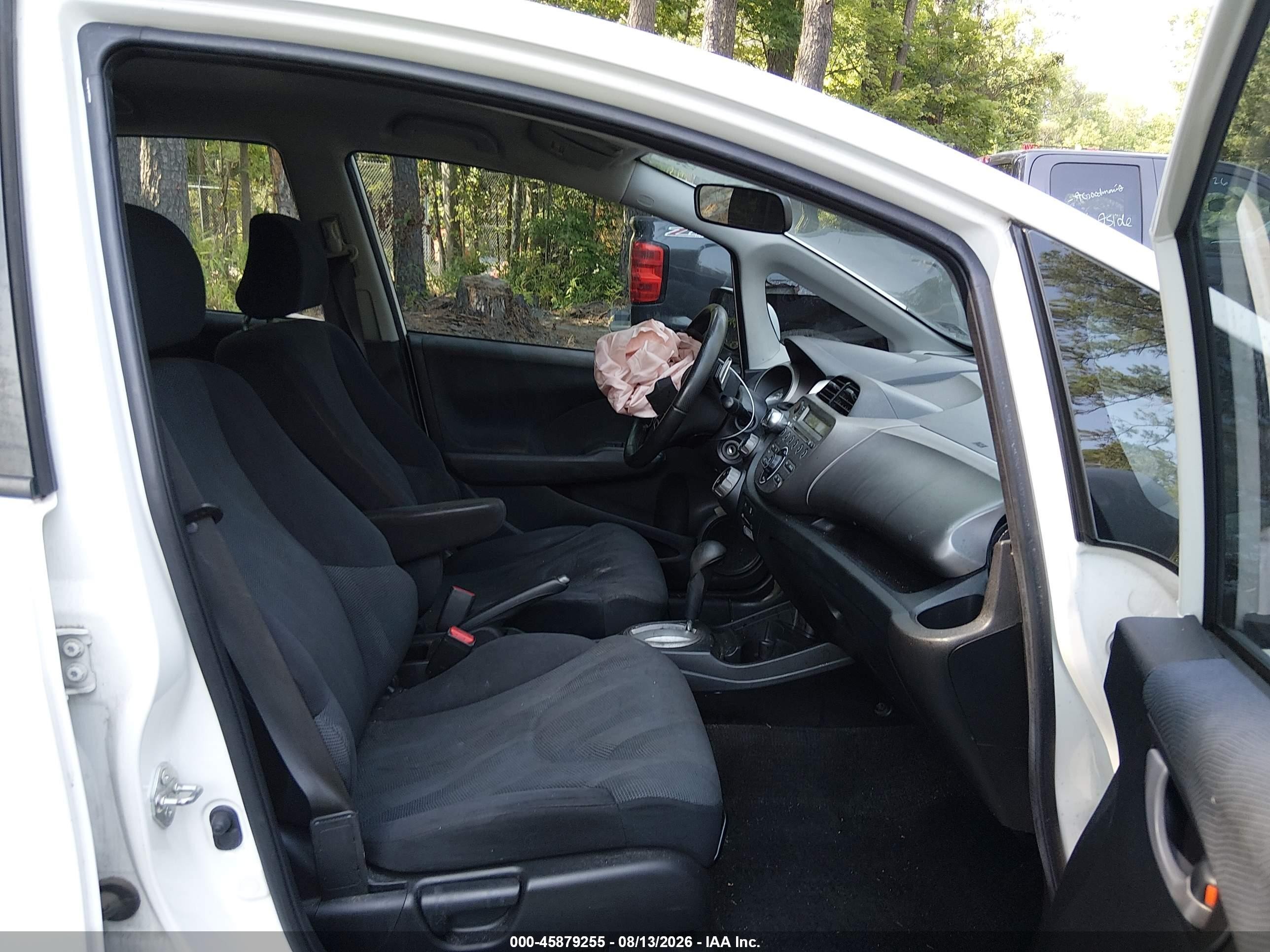 2010 Honda Fit Sport White vin: JHMGE8H4XAC016582