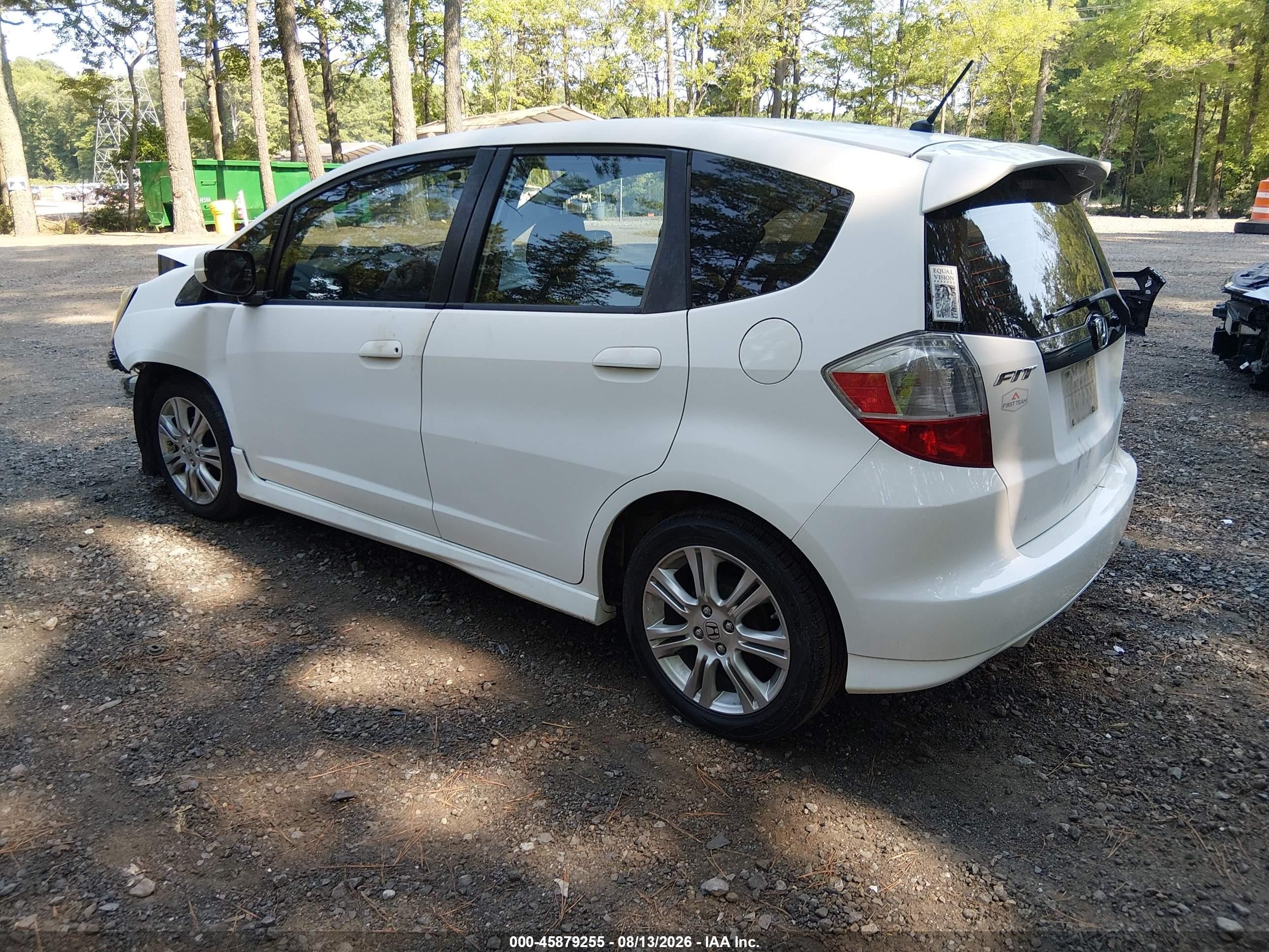 2010 Honda Fit Sport White vin: JHMGE8H4XAC016582