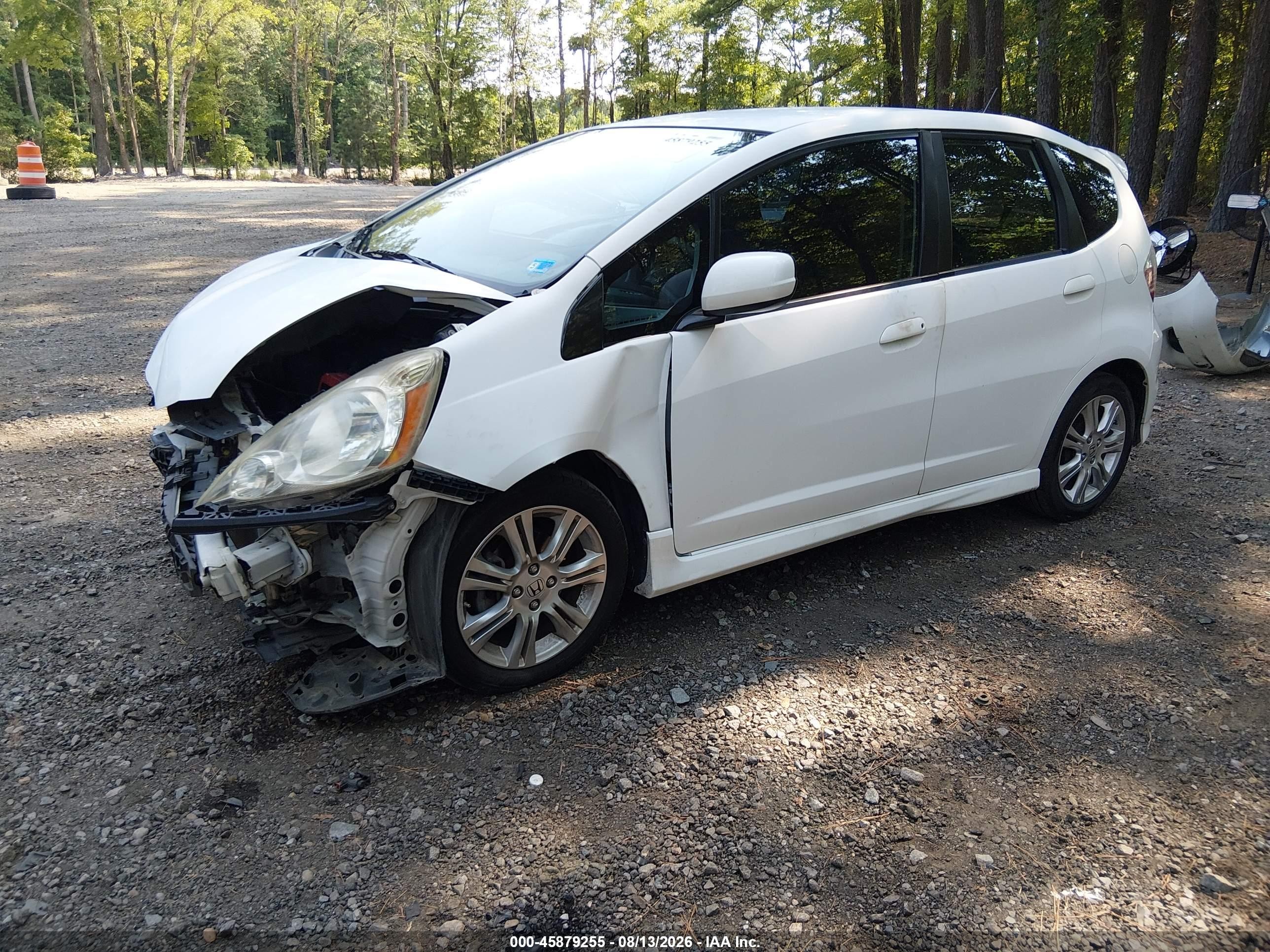 2010 Honda Fit Sport White vin: JHMGE8H4XAC016582