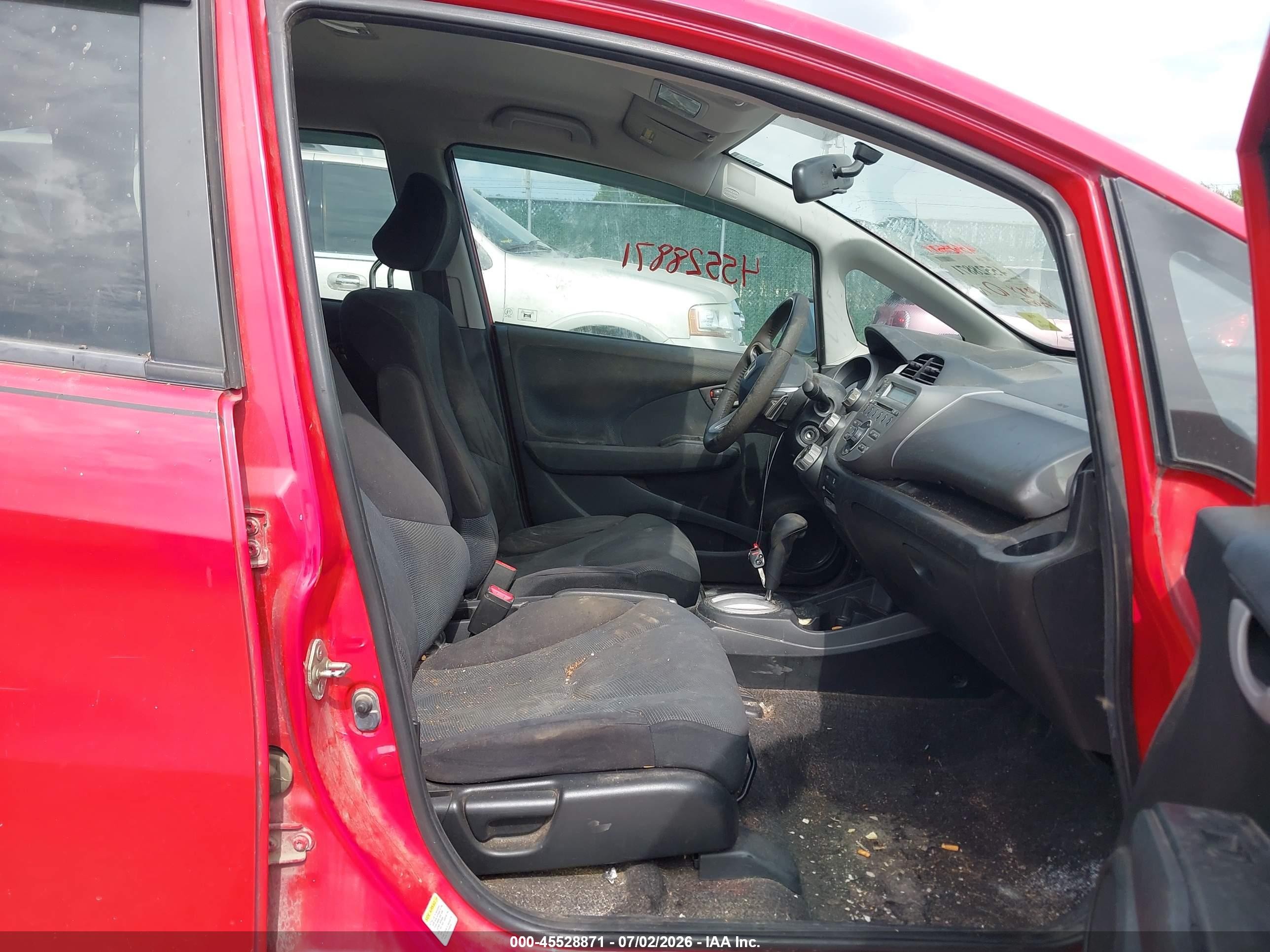 2010 Honda Fit Sport Red vin: JHMGE8H4XAC017361