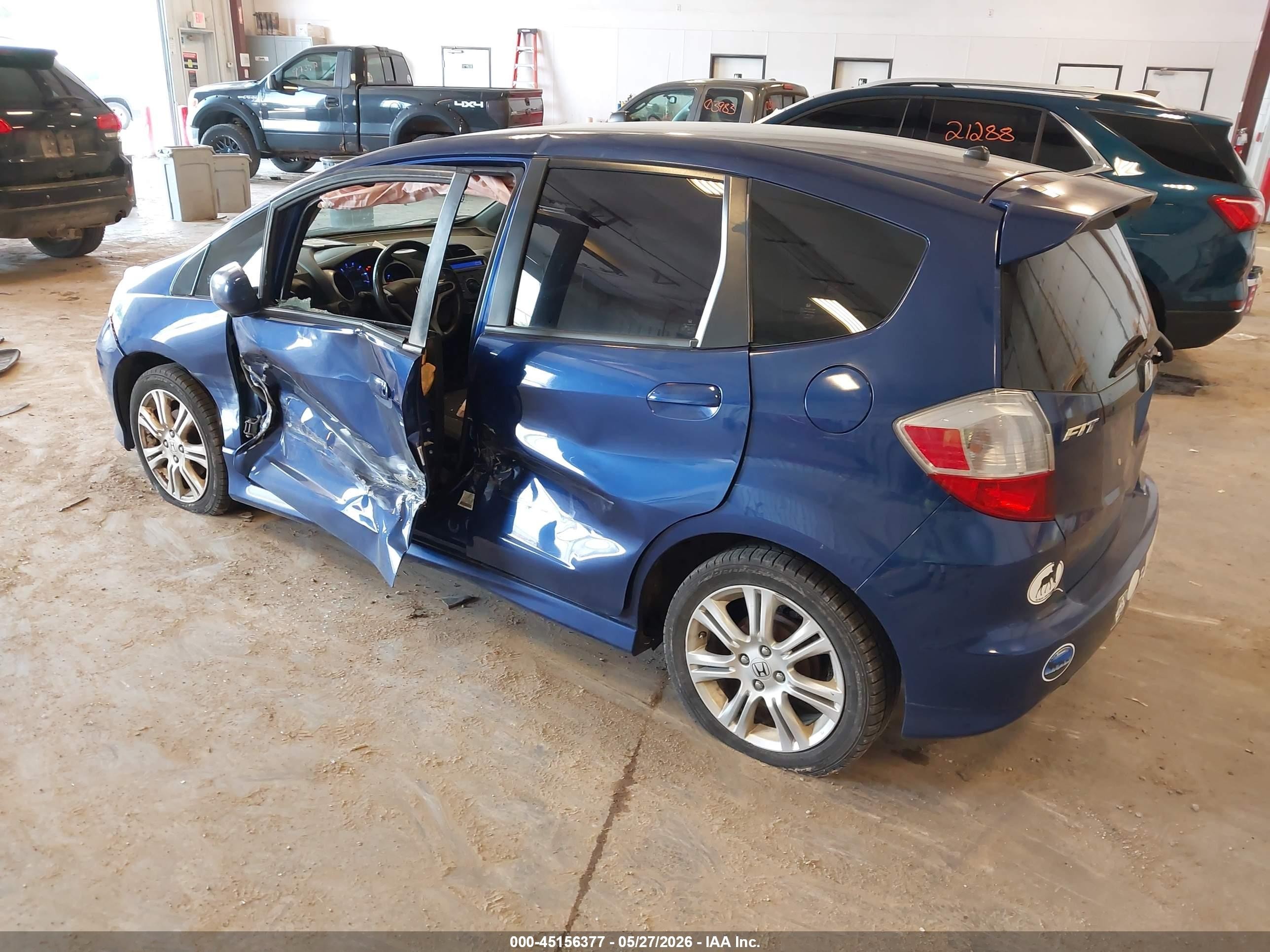 2010 Honda Fit Sport Blue vin: JHMGE8H4XAC024567