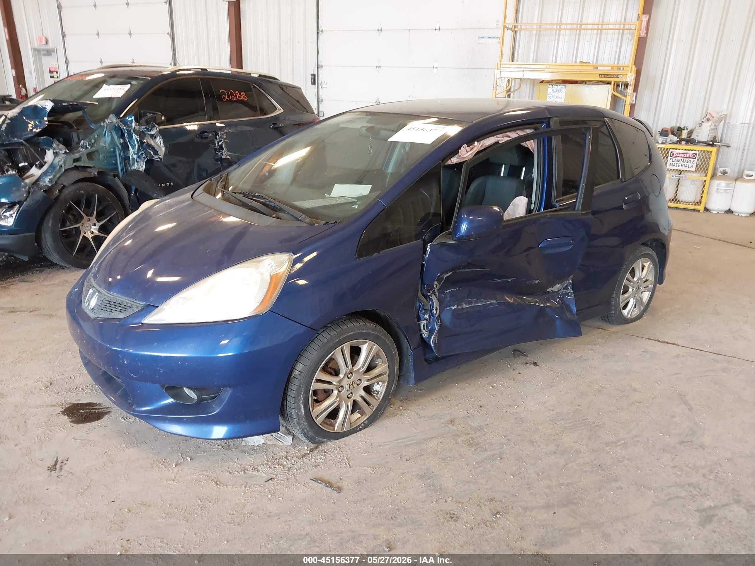 2010 Honda Fit Sport Blue vin: JHMGE8H4XAC024567