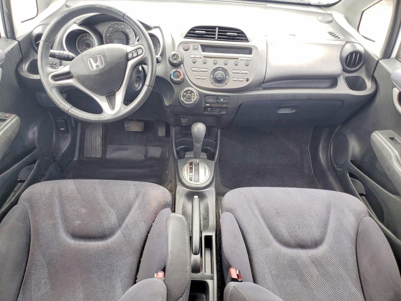 2010 Honda Fit Sport White vin: JHMGE8H4XAC024648