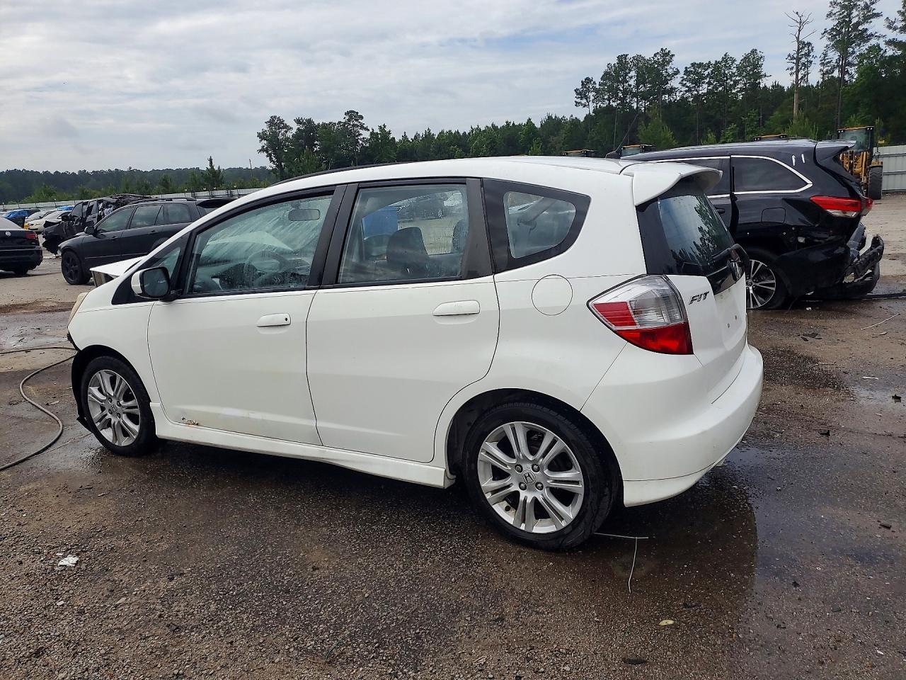 2010 Honda Fit Sport White vin: JHMGE8H4XAC024648