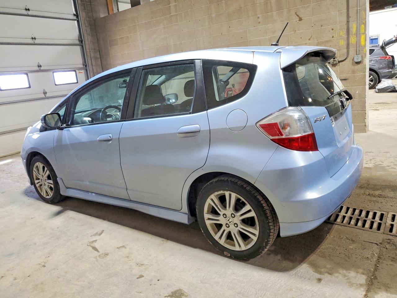 2010 Honda Fit Sport Blue vin: JHMGE8H4XAC025251