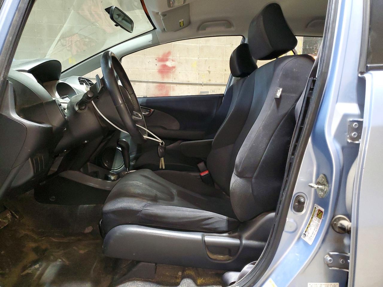 2010 Honda Fit Sport Blue vin: JHMGE8H4XAC025251