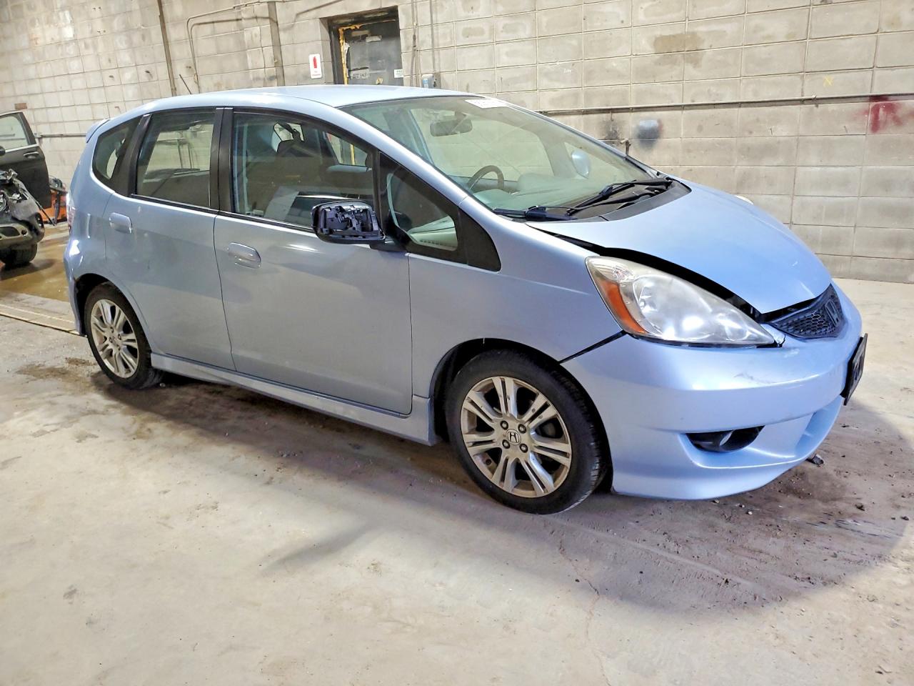 2010 Honda Fit Sport Blue vin: JHMGE8H4XAC025251