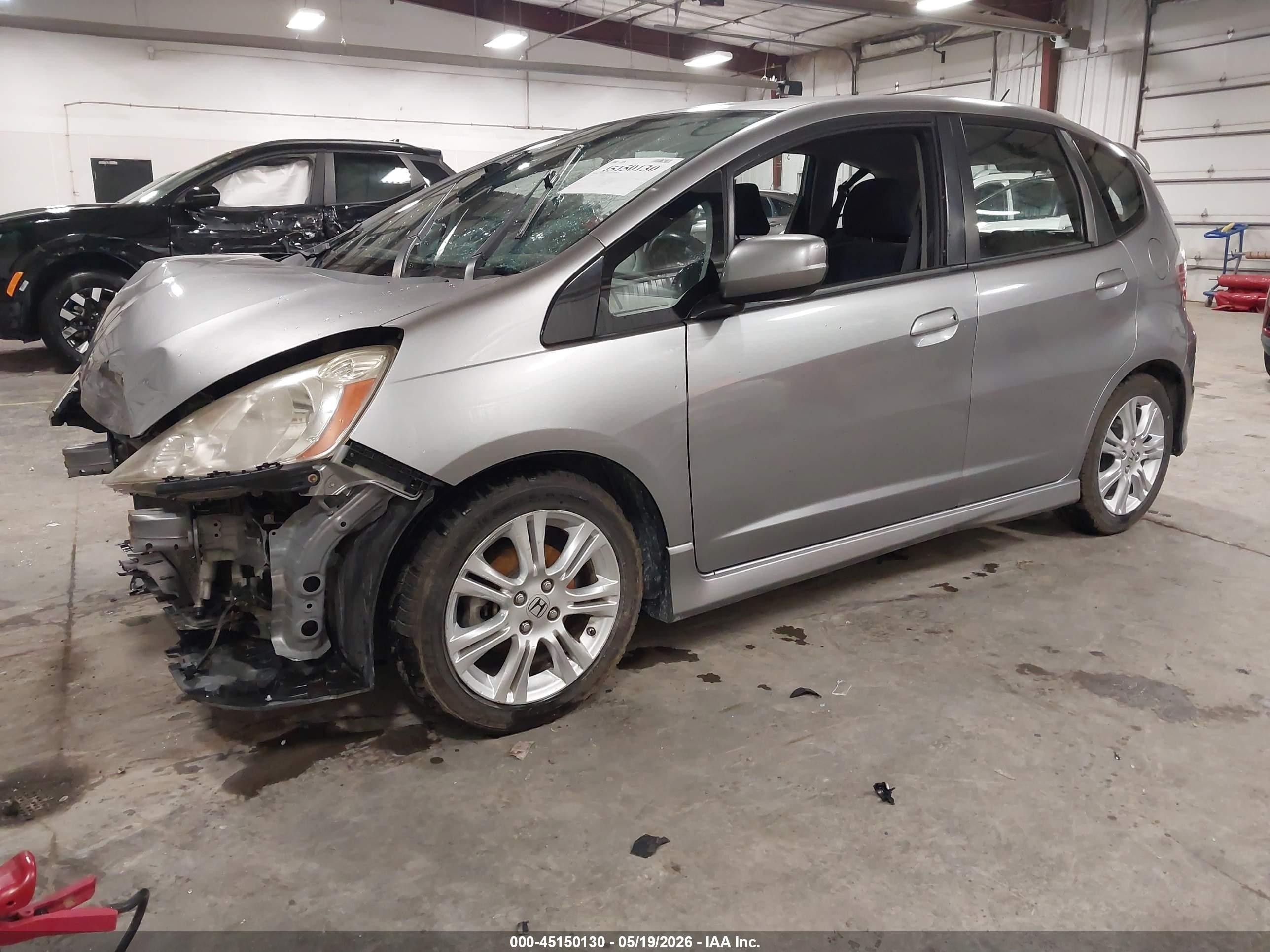 2010 Honda Fit Sport Silver vin: JHMGE8H4XAC036265