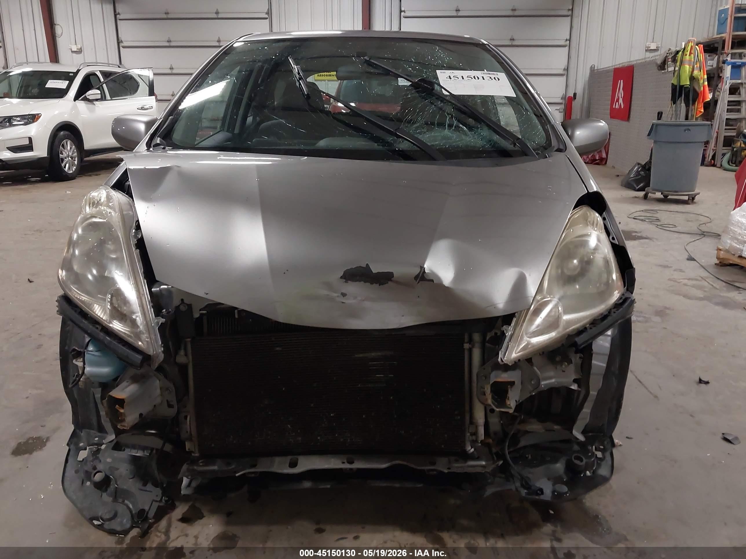 2010 Honda Fit Sport Silver vin: JHMGE8H4XAC036265