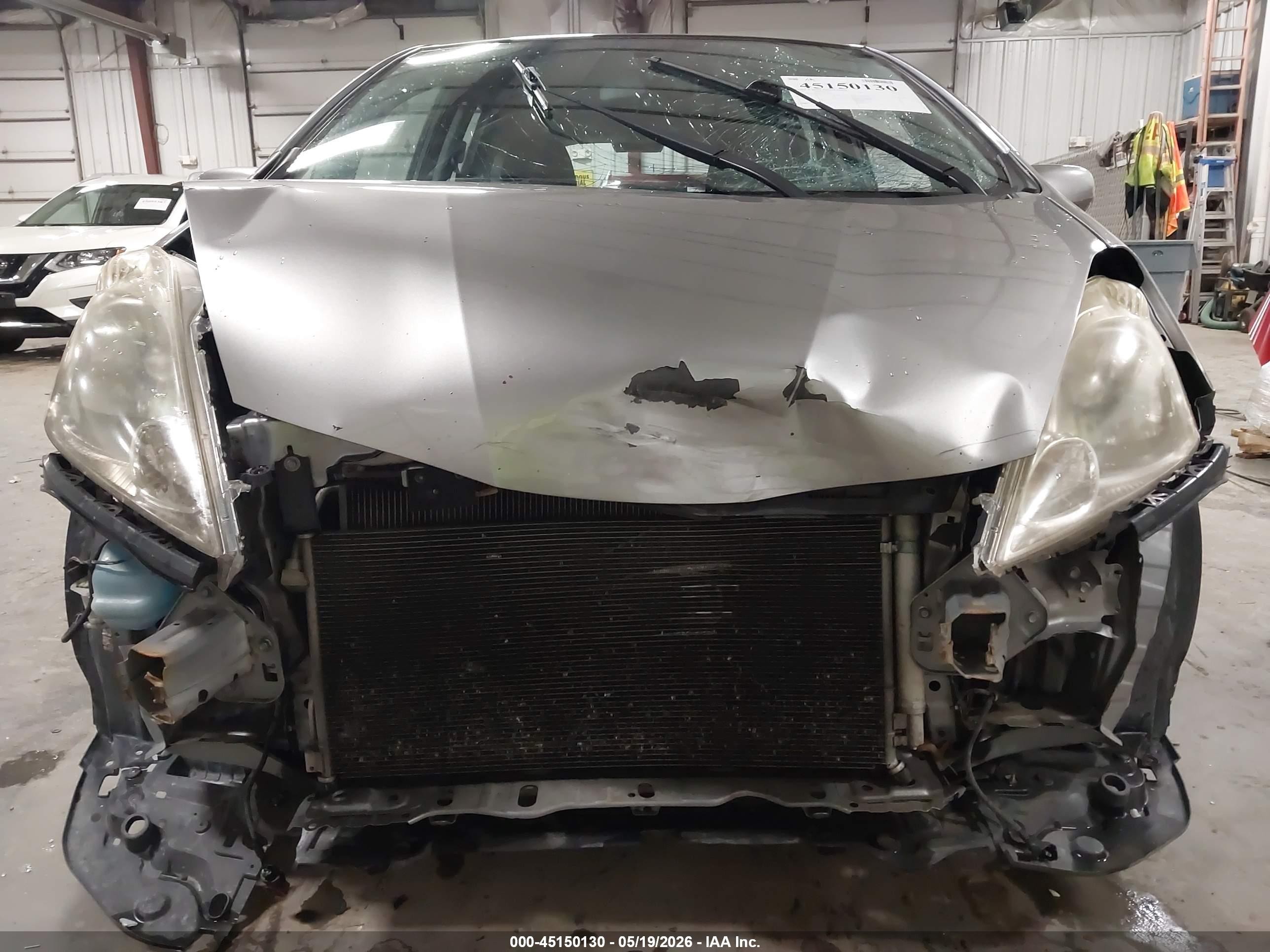 2010 Honda Fit Sport Silver vin: JHMGE8H4XAC036265