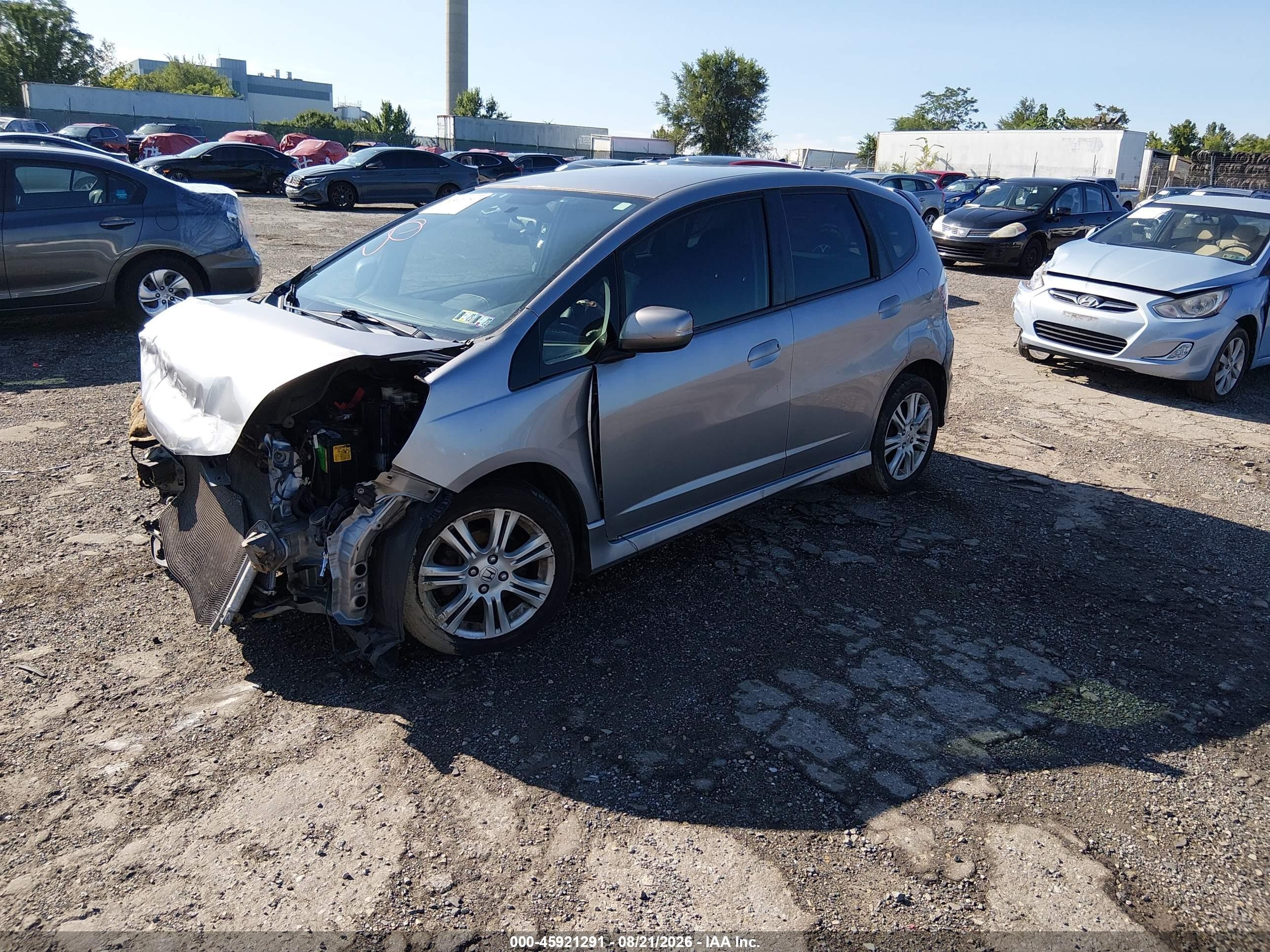 2010 Honda Fit Sport Silver vin: JHMGE8H4XAS021383