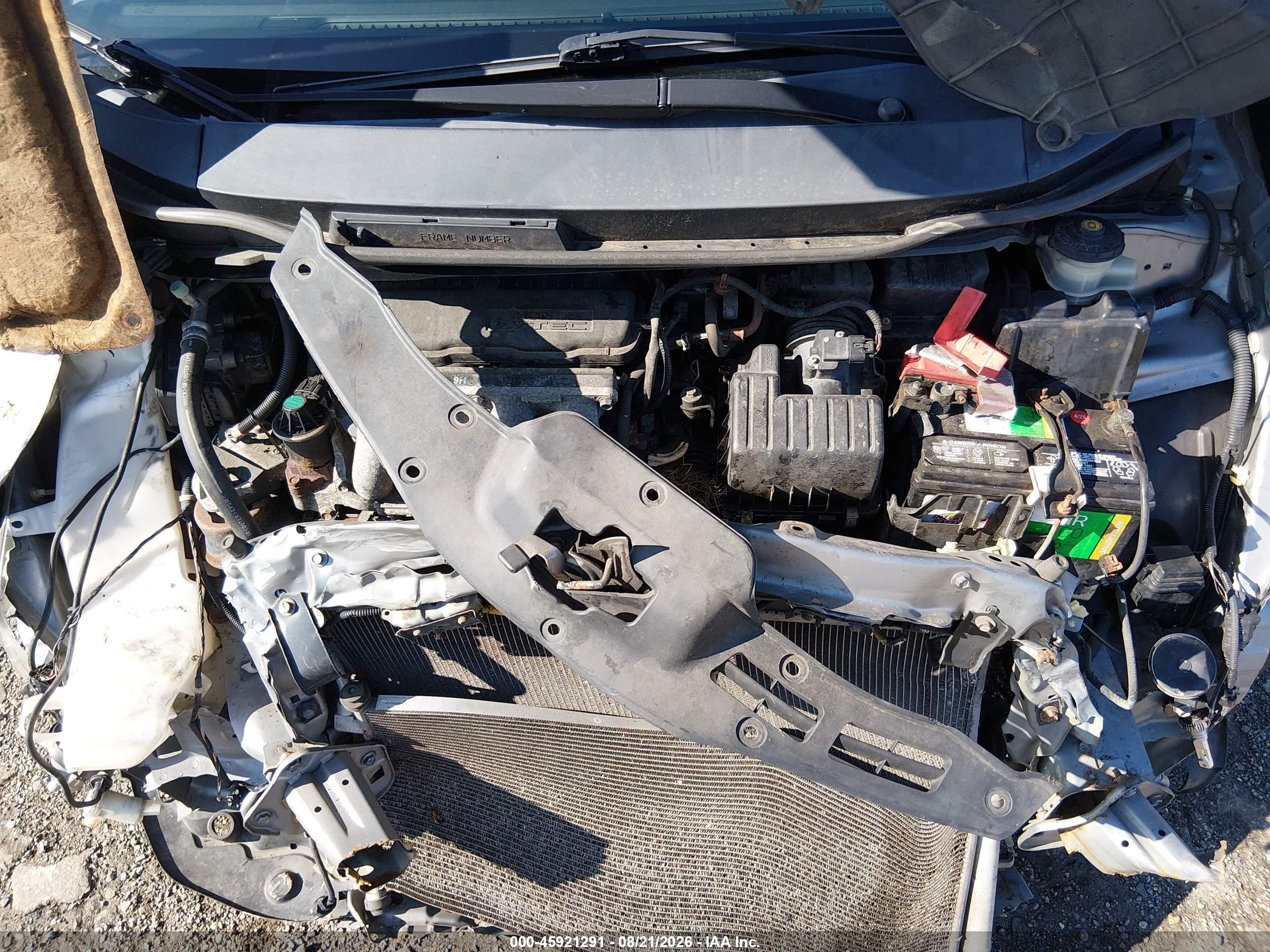 2010 Honda Fit Sport Silver vin: JHMGE8H4XAS021383