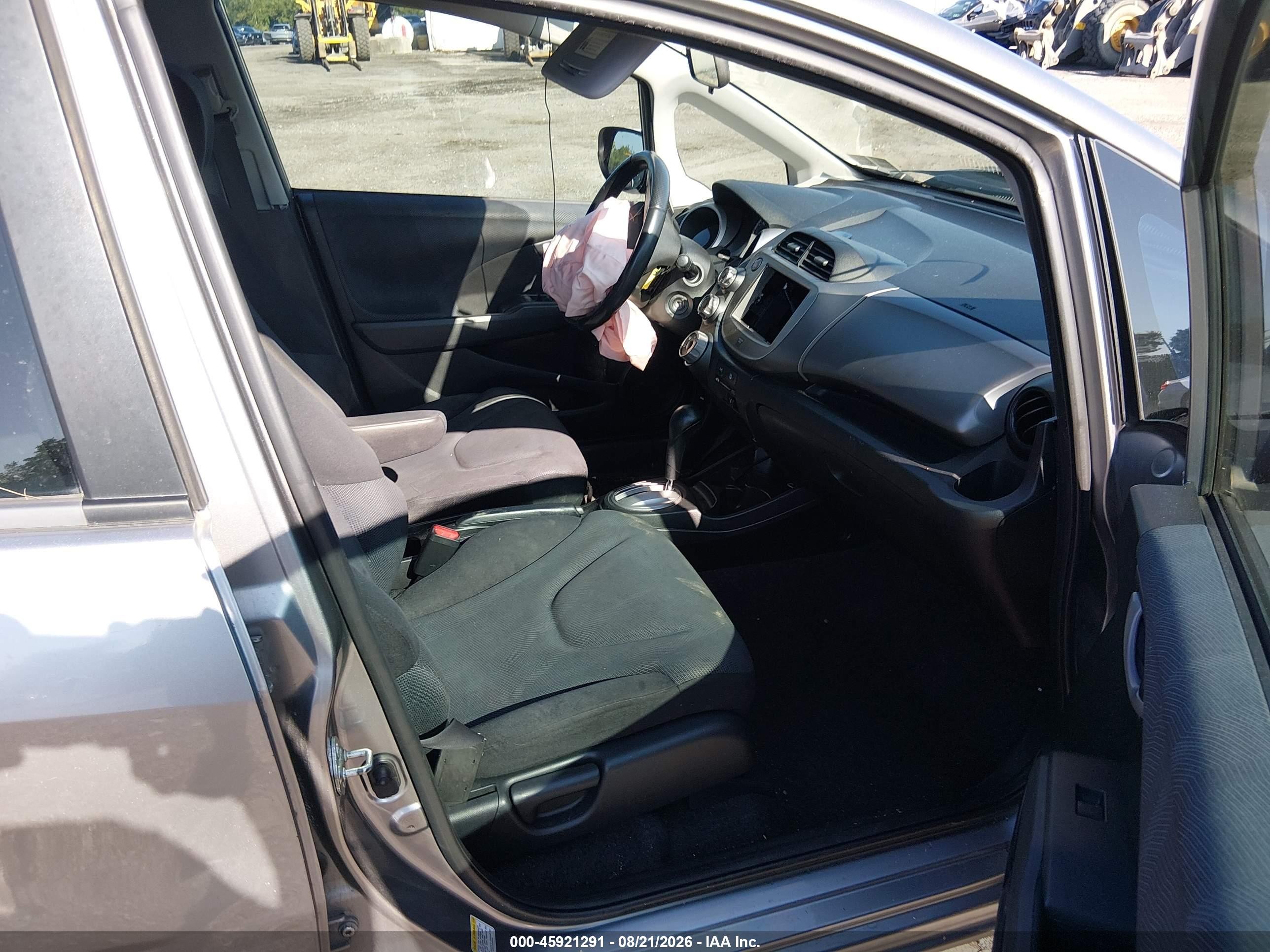 2010 Honda Fit Sport Silver vin: JHMGE8H4XAS021383