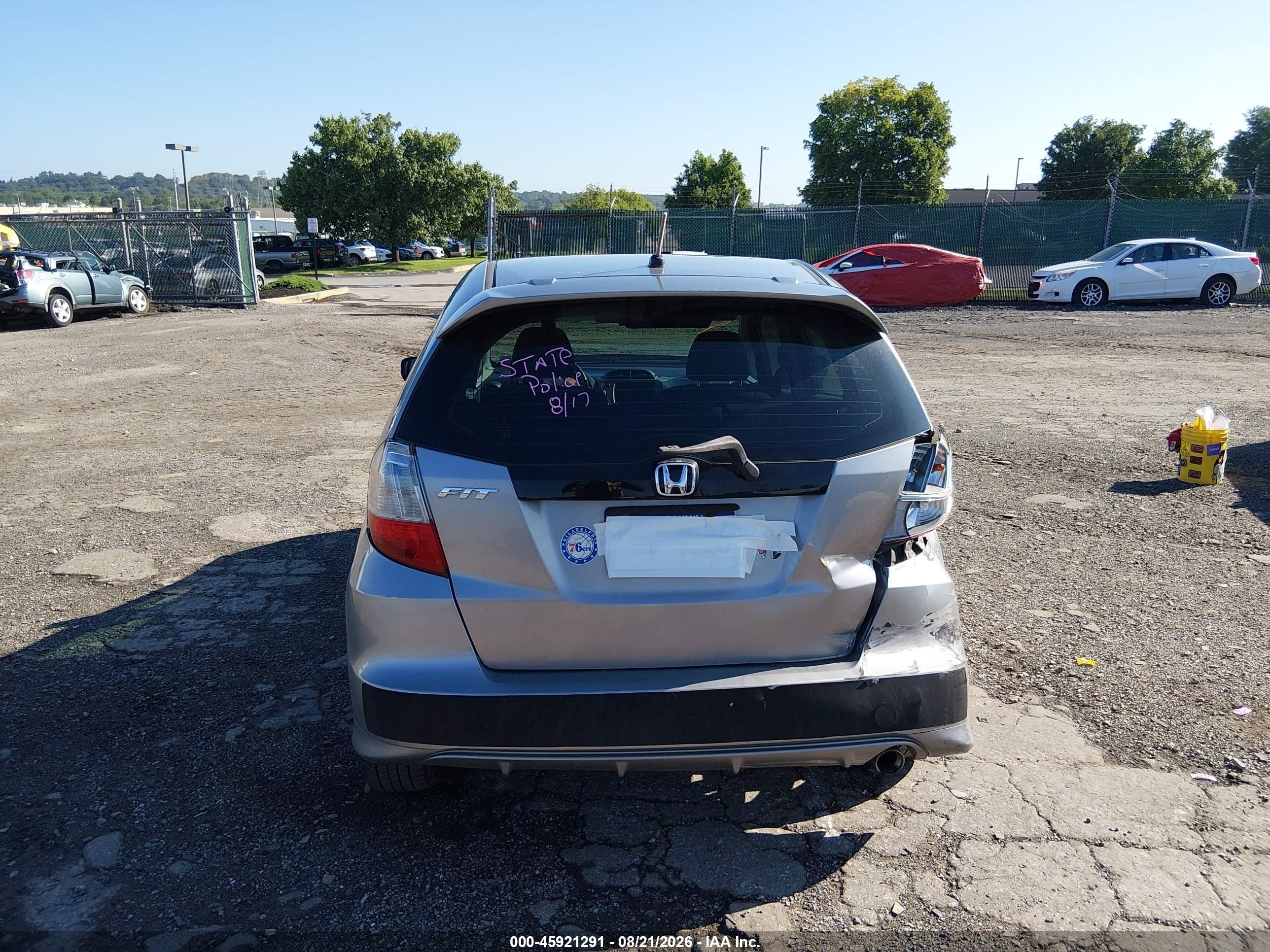 2010 Honda Fit Sport Silver vin: JHMGE8H4XAS021383
