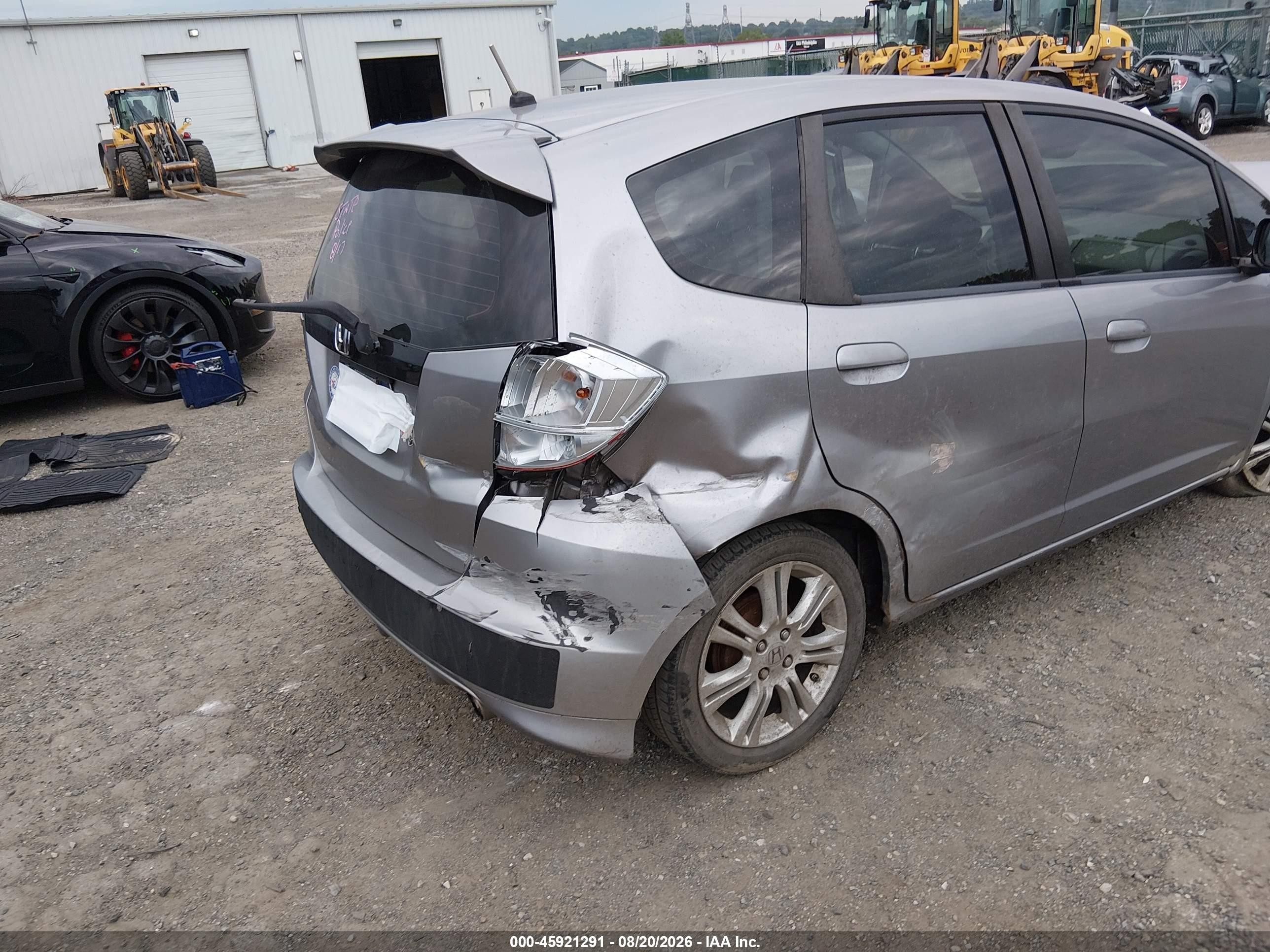 2010 Honda Fit Sport Silver vin: JHMGE8H4XAS021383