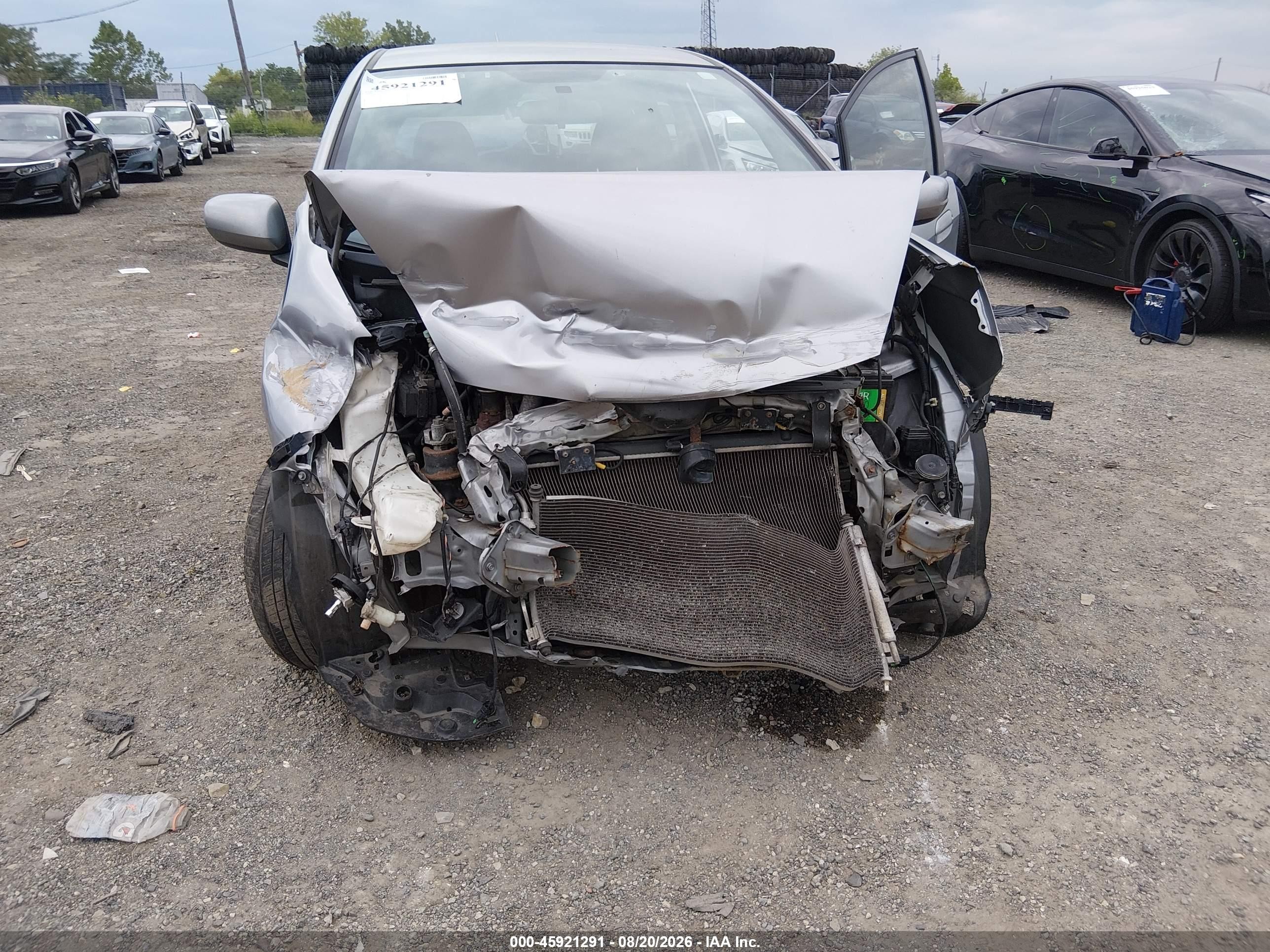 2010 Honda Fit Sport Silver vin: JHMGE8H4XAS021383