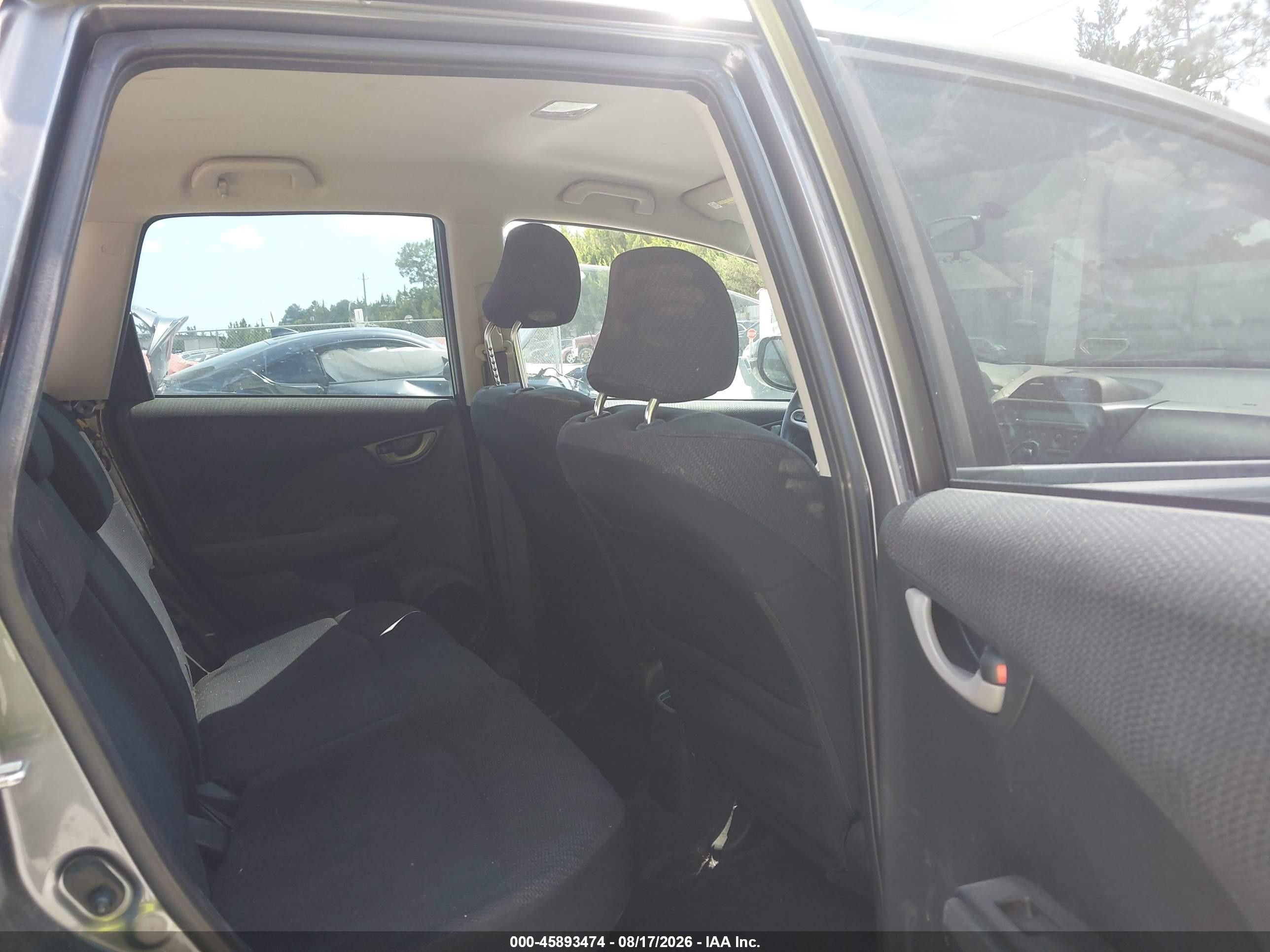 2012 Honda Fit Sport Gray vin: JHMGE8H50CC016408
