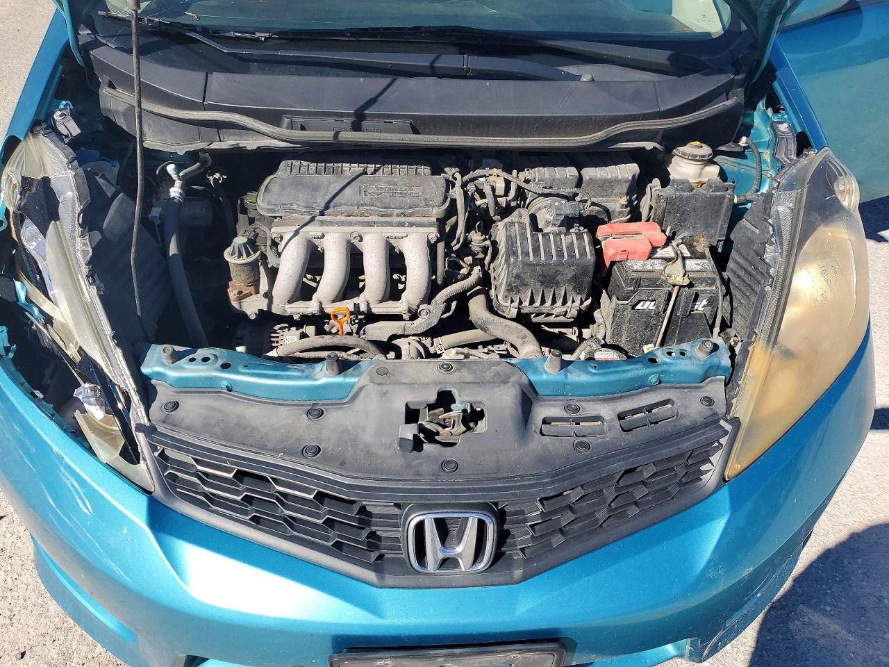 2013 Honda Fit Sport Turquoise vin: JHMGE8H50DC023523