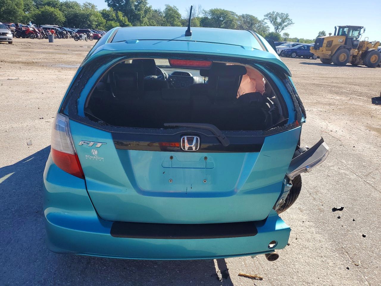 2013 Honda Fit Sport Turquoise vin: JHMGE8H50DC023523
