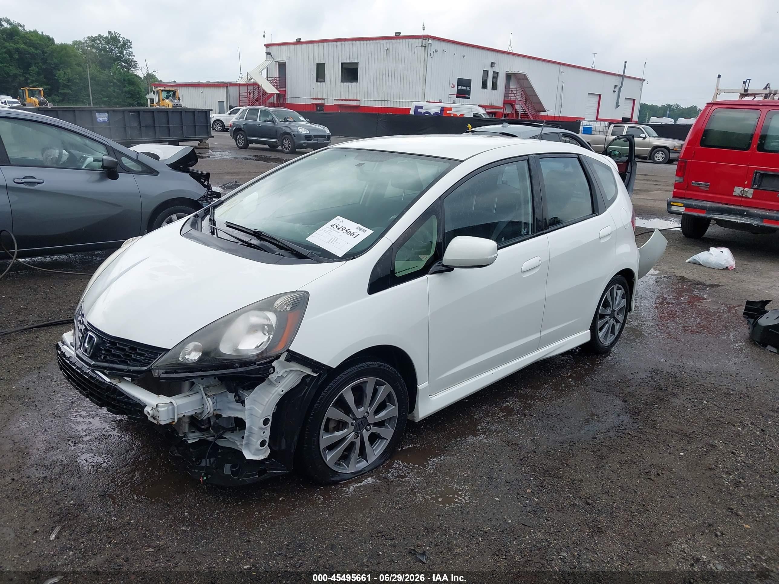 2013 Honda Fit Sport White vin: JHMGE8H50DC054514