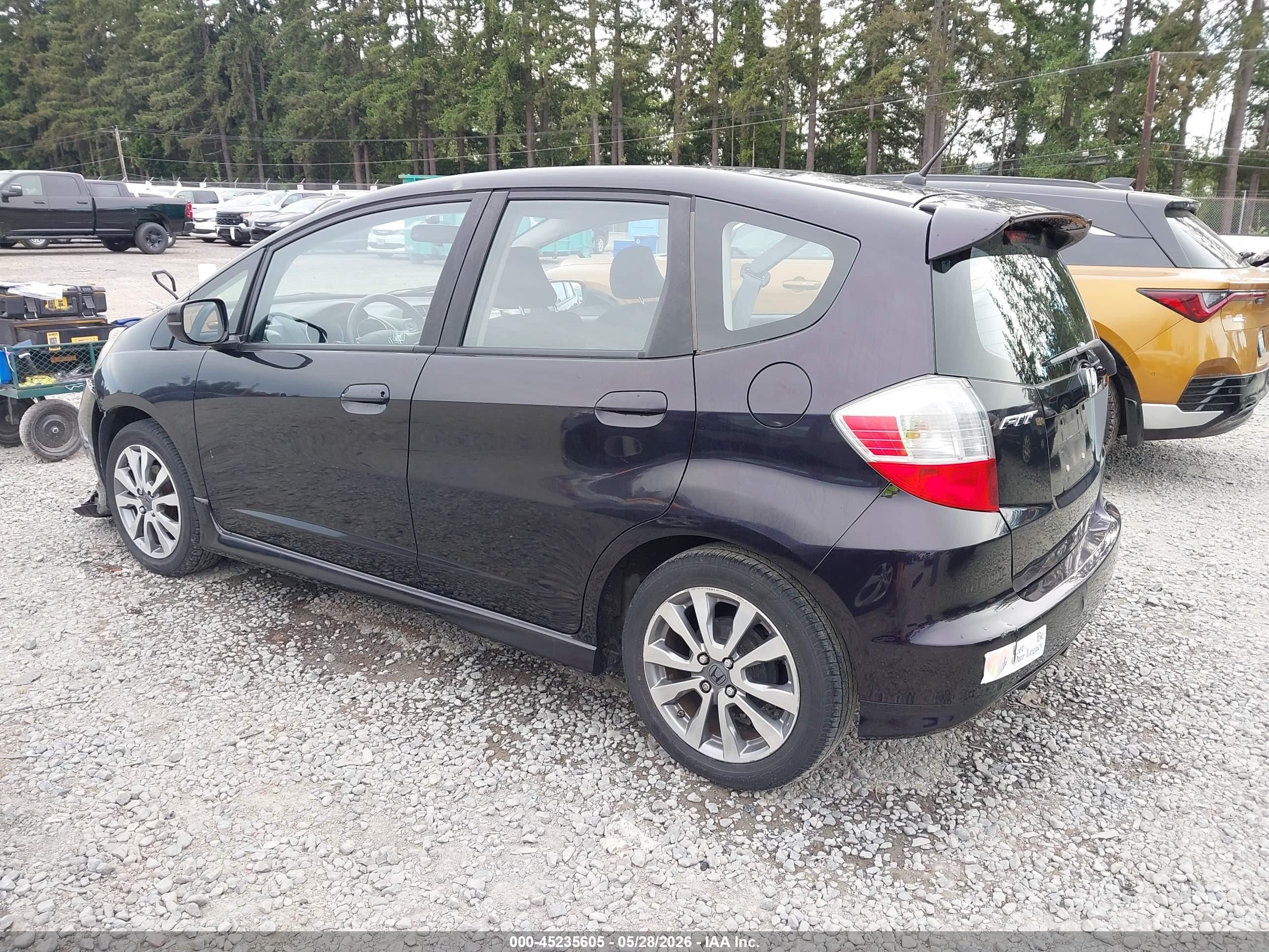 2013 Honda Fit Sport Черный vin: JHMGE8H50DC070177