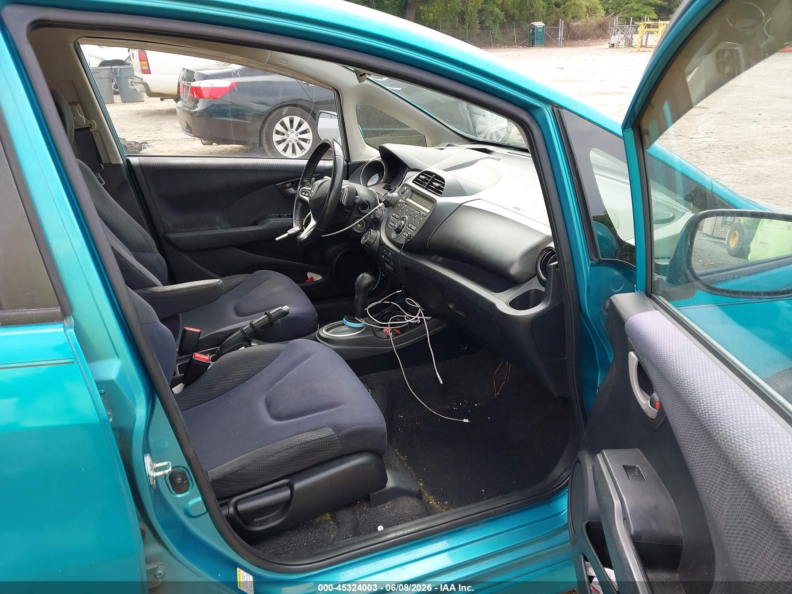 2012 Honda Fit Sport Blue vin: JHMGE8H51CC011086