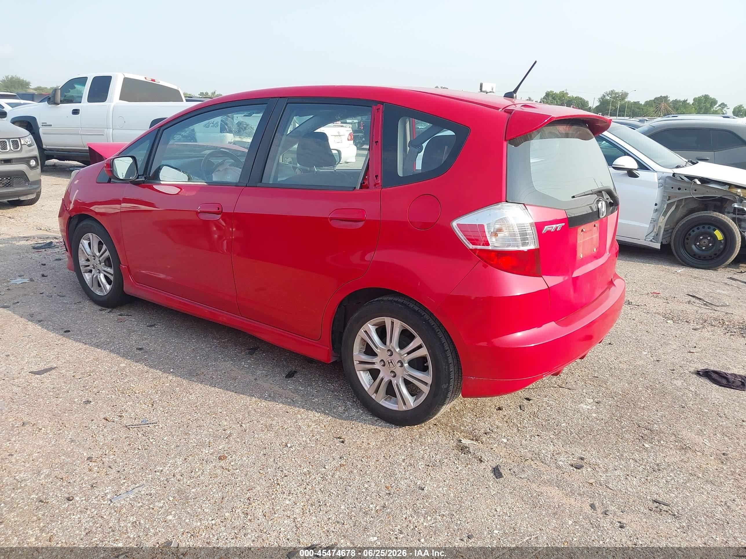 2012 Honda Fit Sport Red vin: JHMGE8H51CC019463