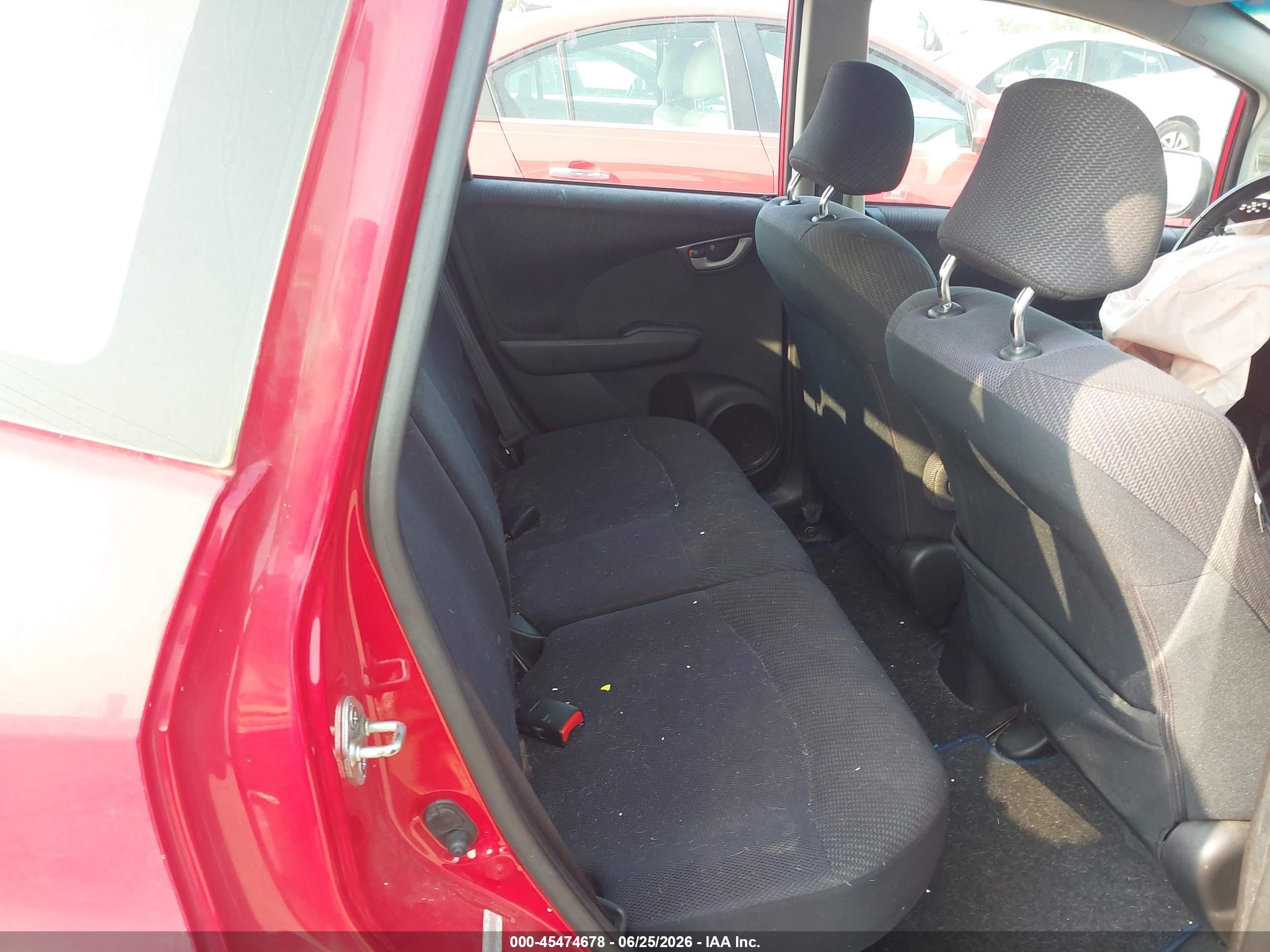 2012 Honda Fit Sport Red vin: JHMGE8H51CC019463