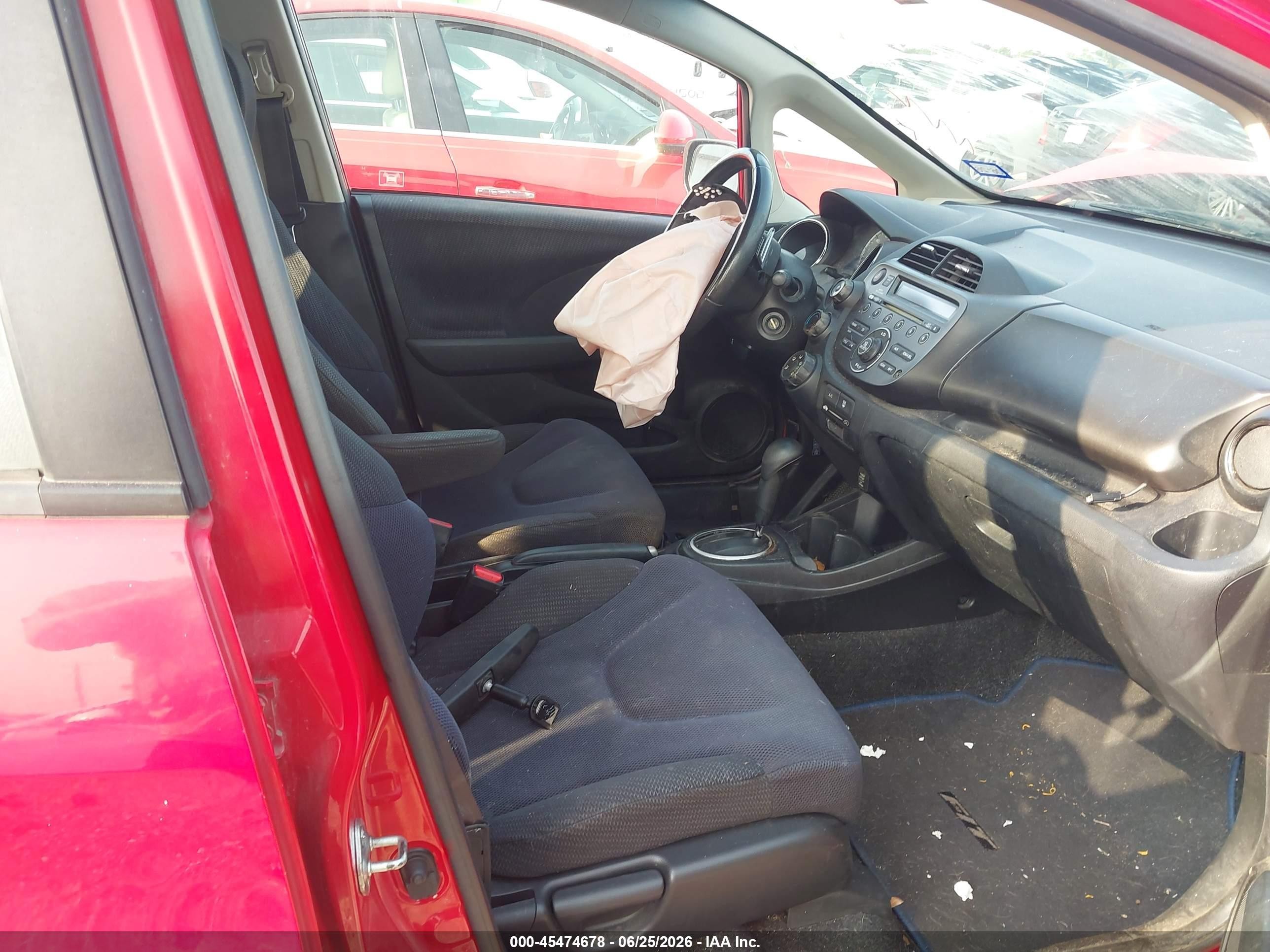 2012 Honda Fit Sport Red vin: JHMGE8H51CC019463