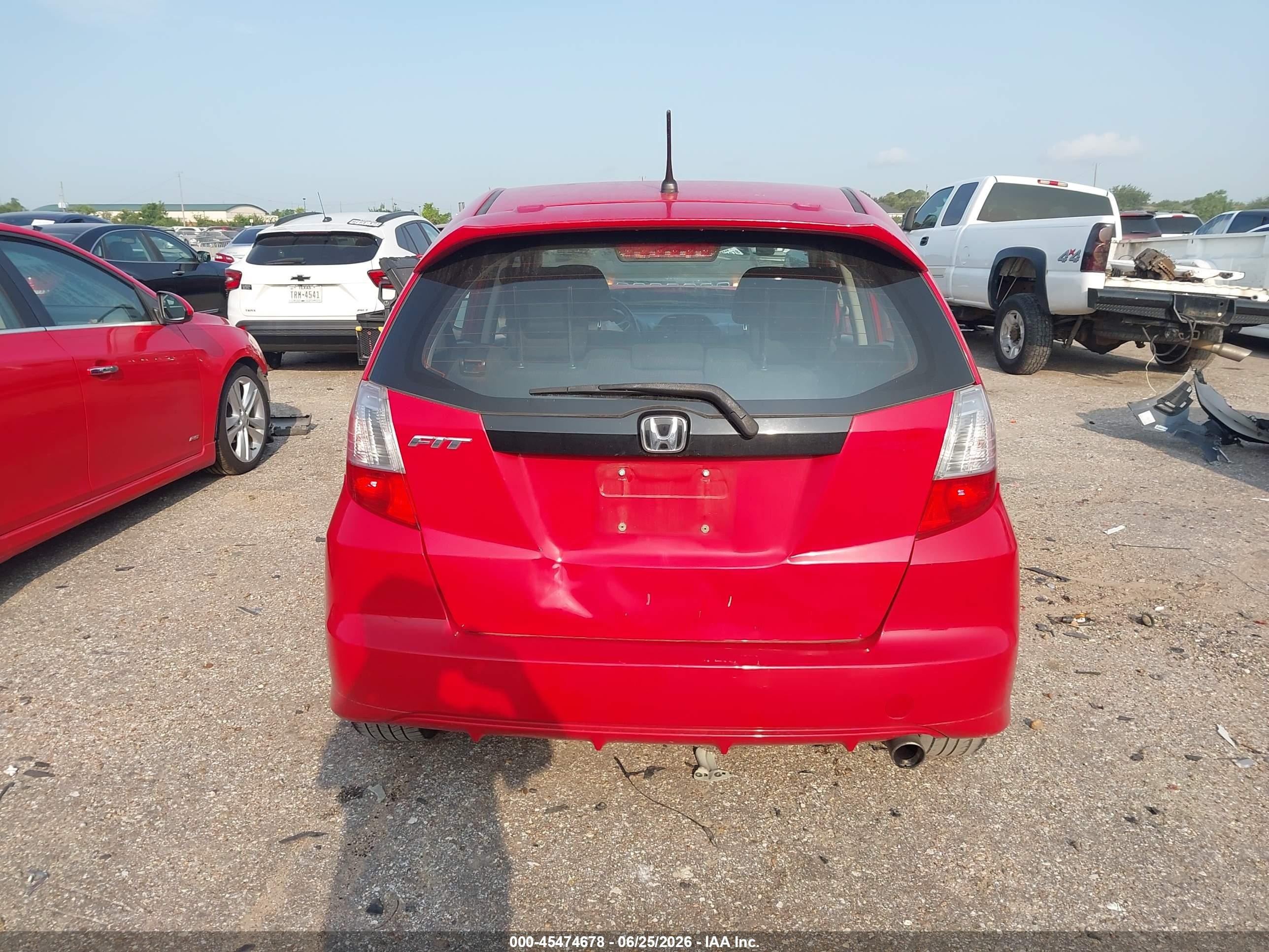 2012 Honda Fit Sport Red vin: JHMGE8H51CC019463