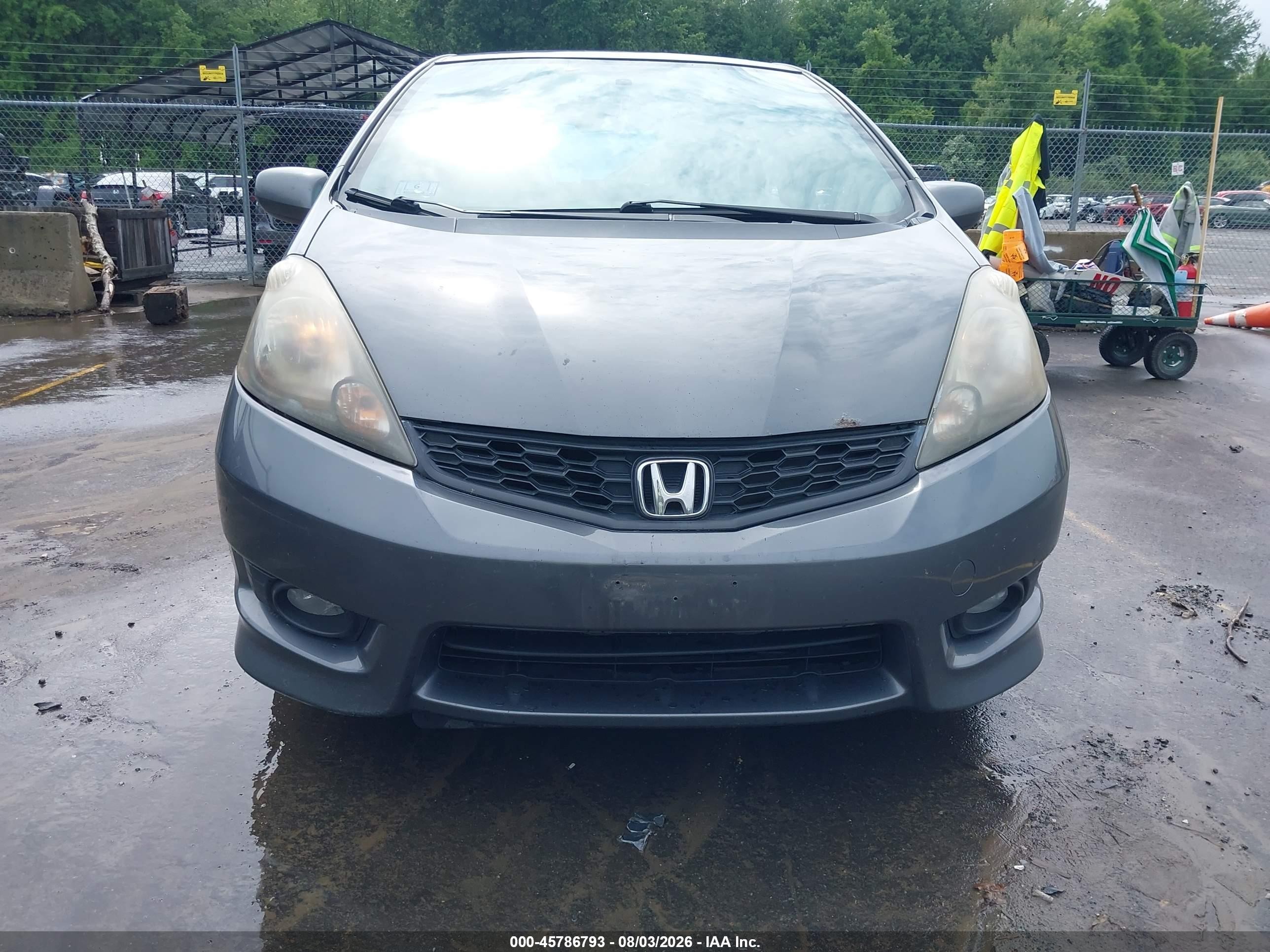 2012 Honda Fit Sport Gray vin: JHMGE8H51CC022752